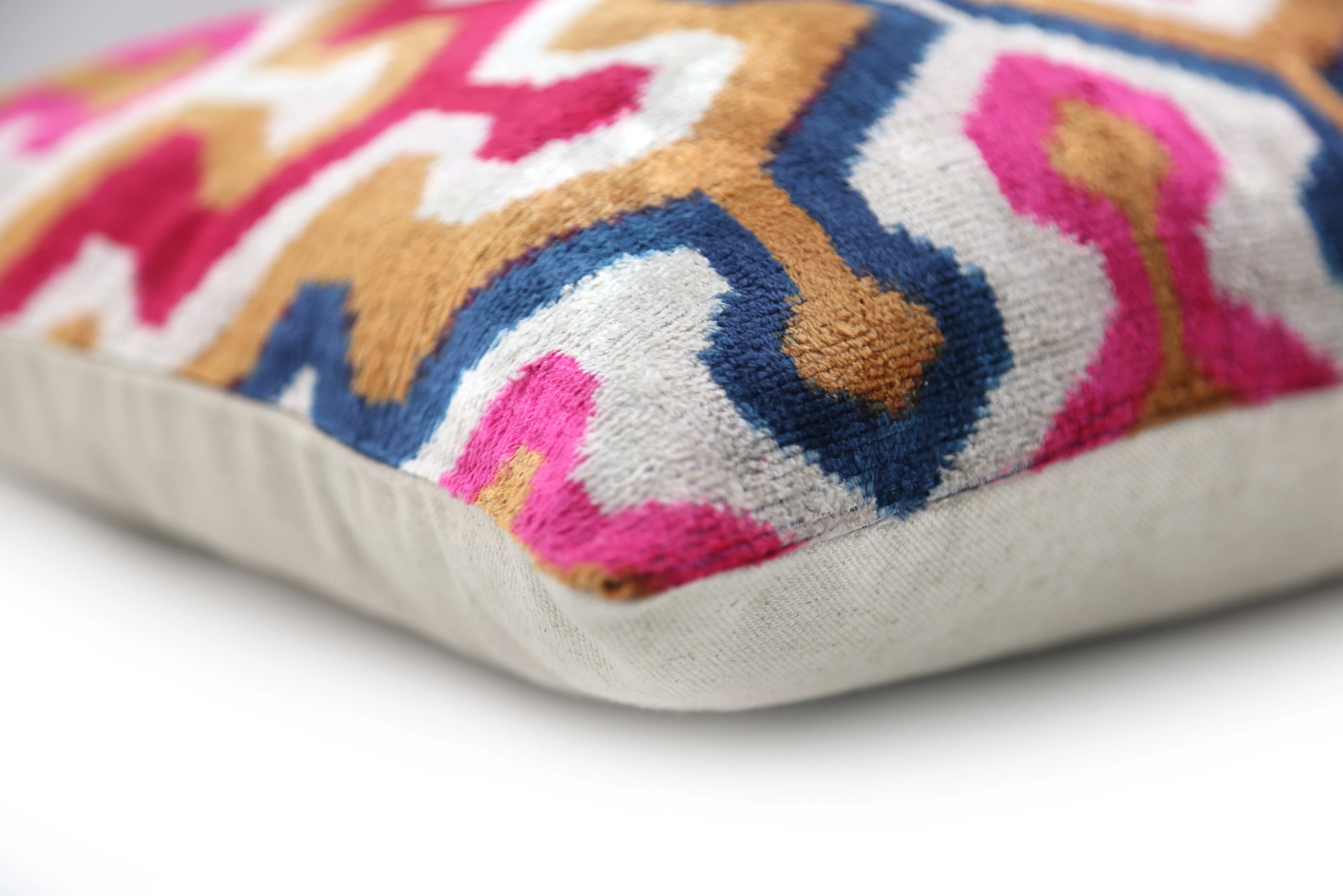 Handmade Geometric Velvet Pillow – 20x20" Pink & Gold Silk Cushion - Image 8