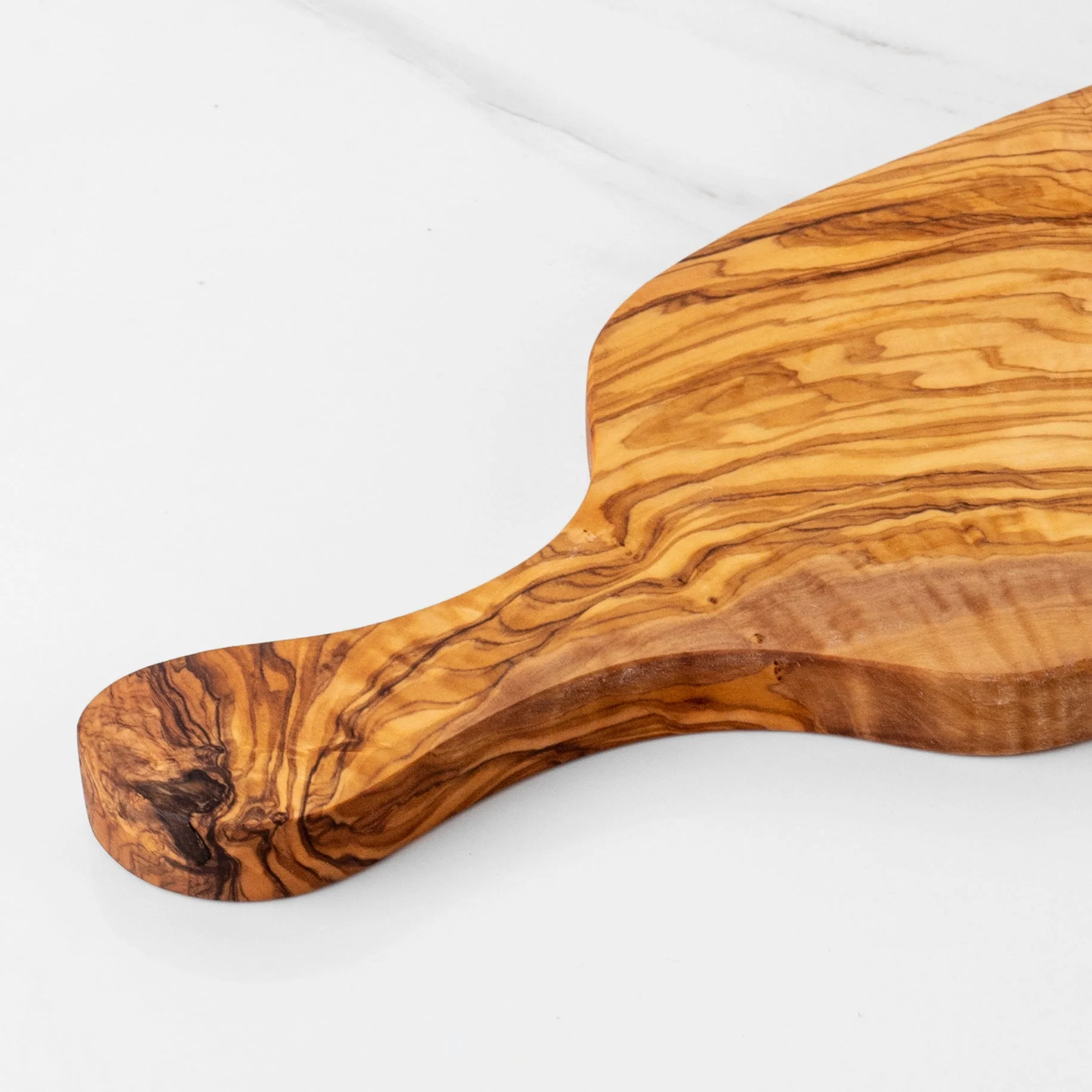 Handmade Olive Wood Cutting Board with Handle – Rectangular - Image 3