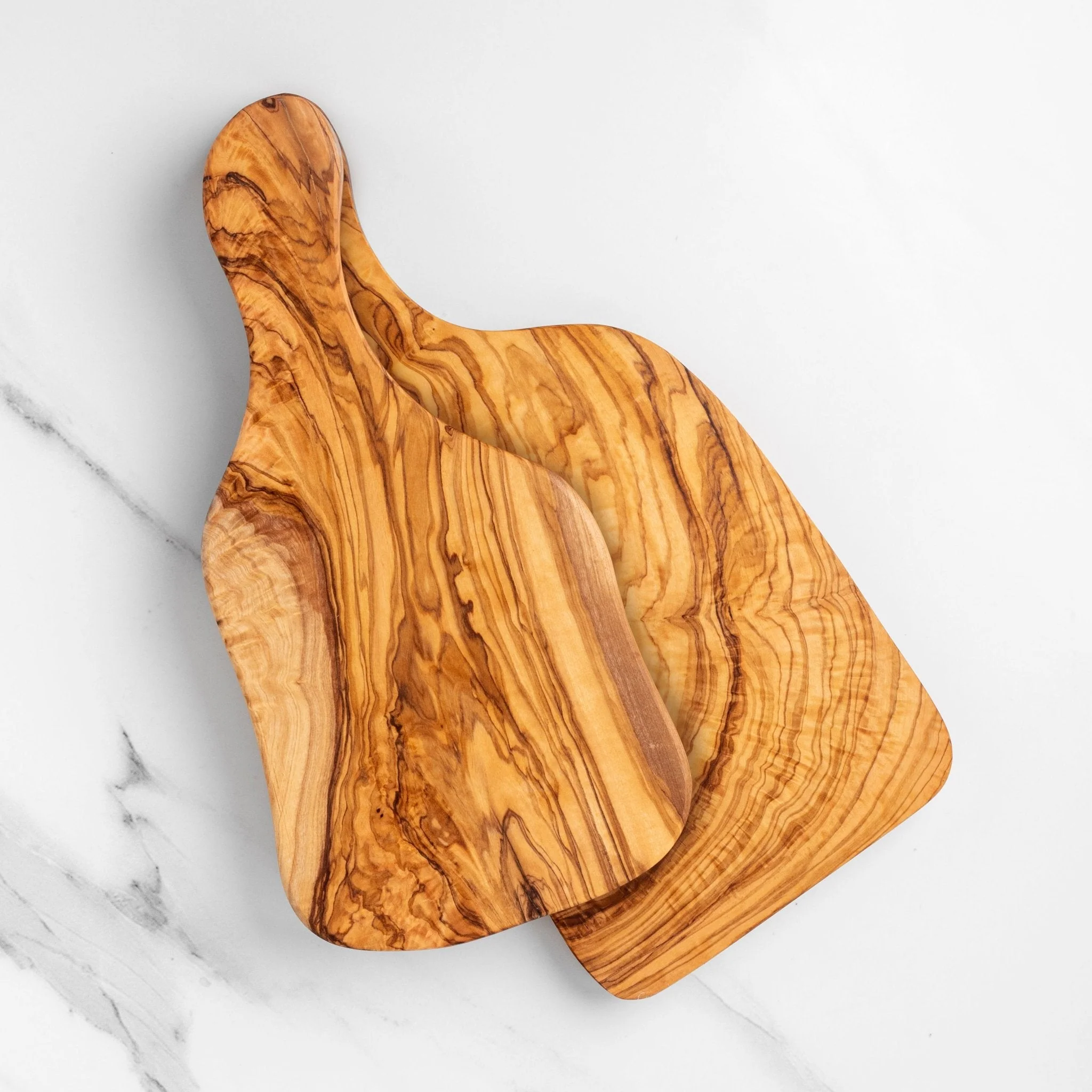 Handmade Olive Wood Cutting Board with Handle – Rectangular - Image 4