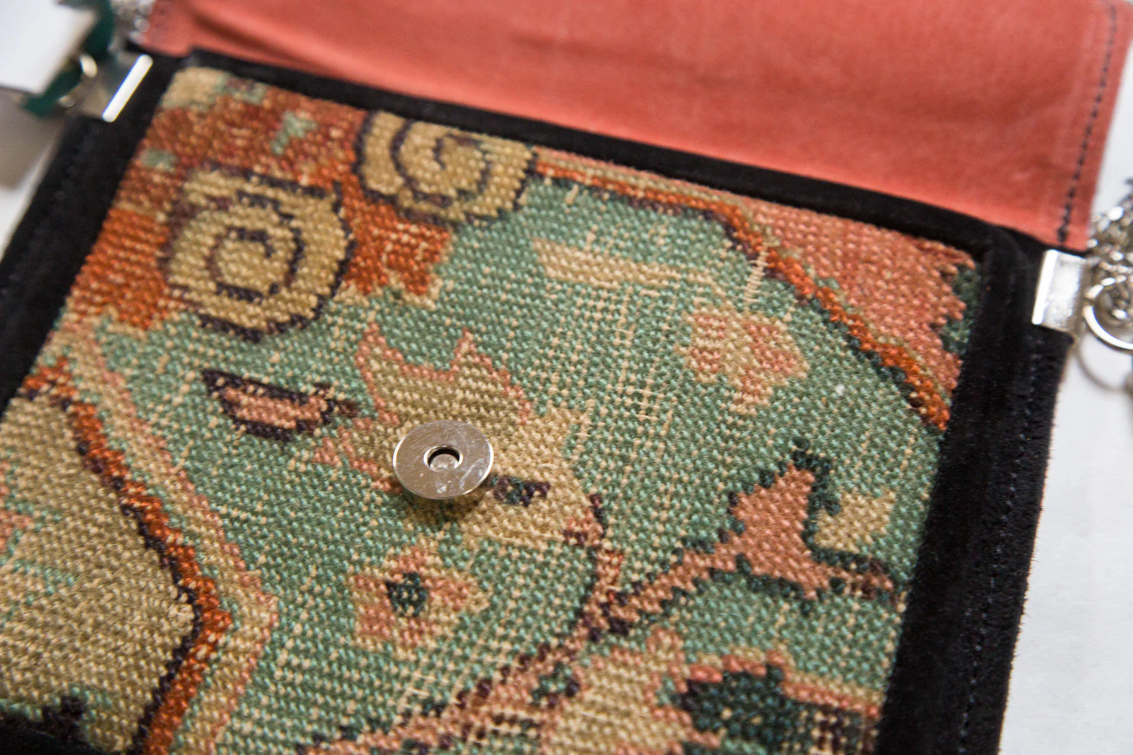 Handmade Rug Fragment Bag - Image 4