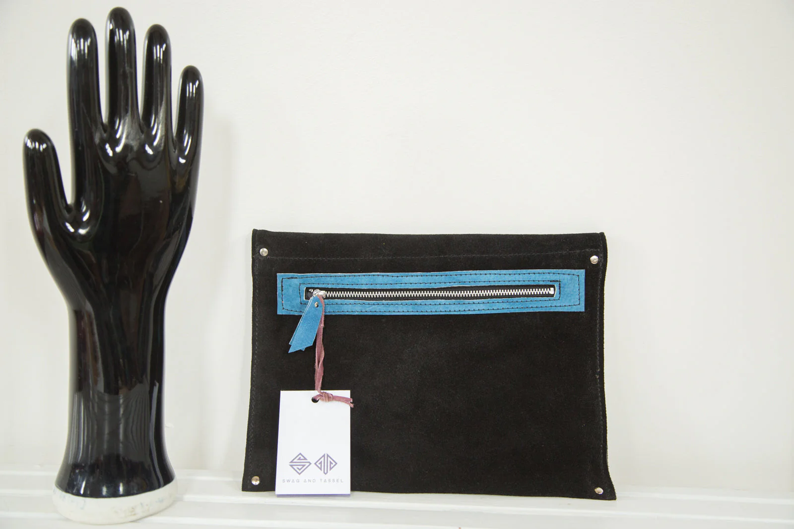 Handmade Rug Fragment Clutch - Image 5