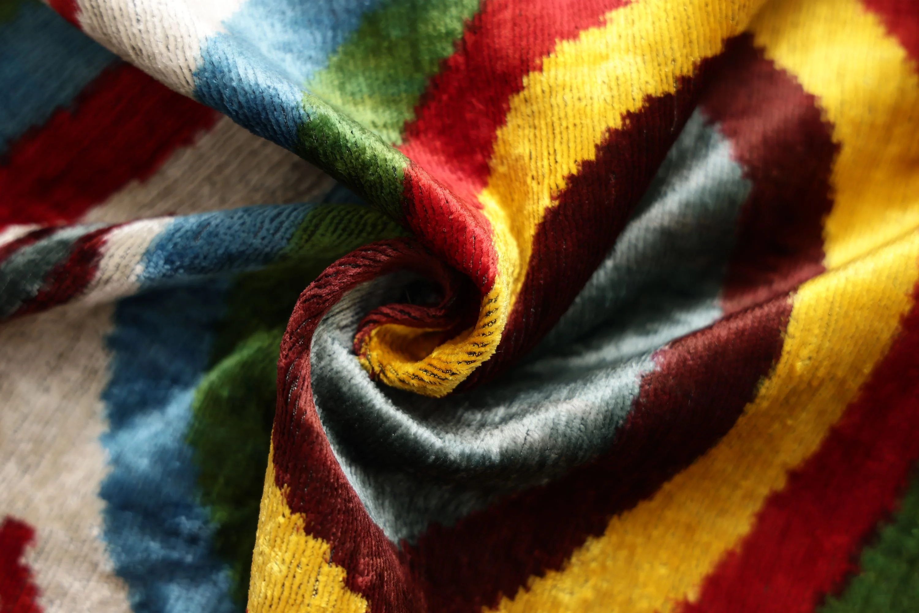 Handmade Silk Velvet Pillow 20x20 – Multicolor Ikat Circle Designer Cushion - Image 3