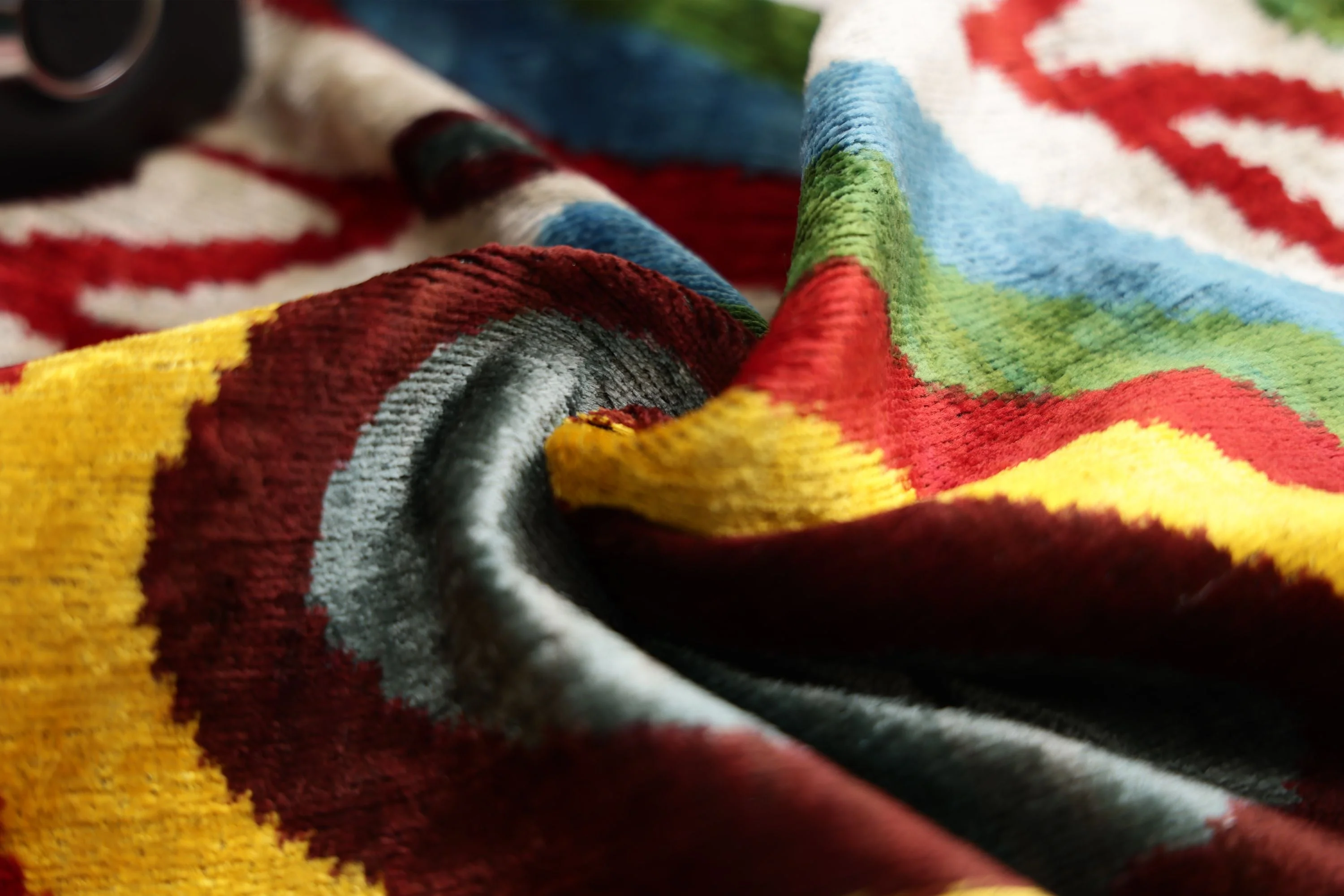 Handmade Silk Velvet Pillow 20x20 – Multicolor Ikat Circle Designer Cushion - Image 7
