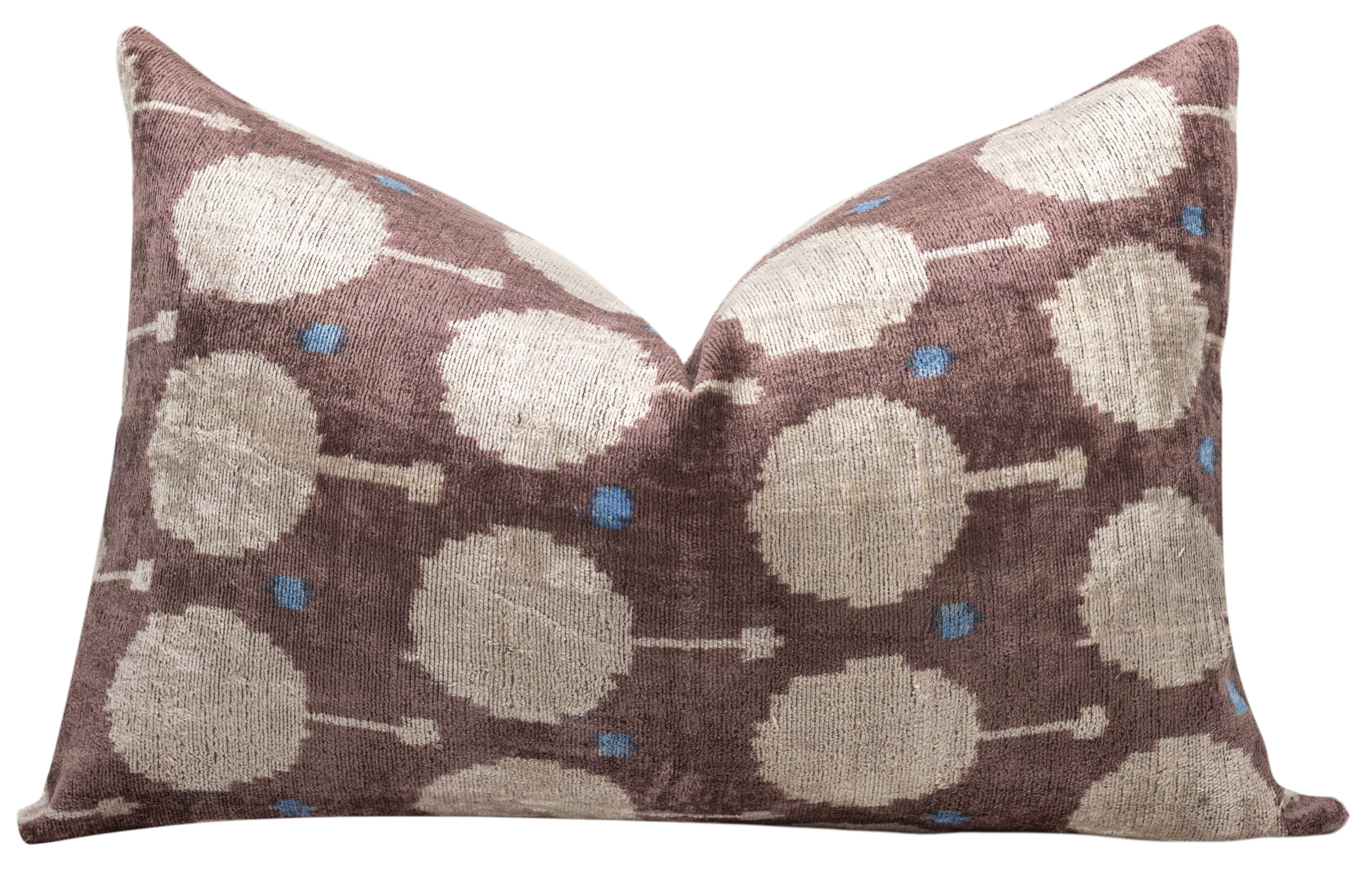 Handmade Velvet Pillow and insert – Mauve & Ivory Medallion, 16x24" - Image 3