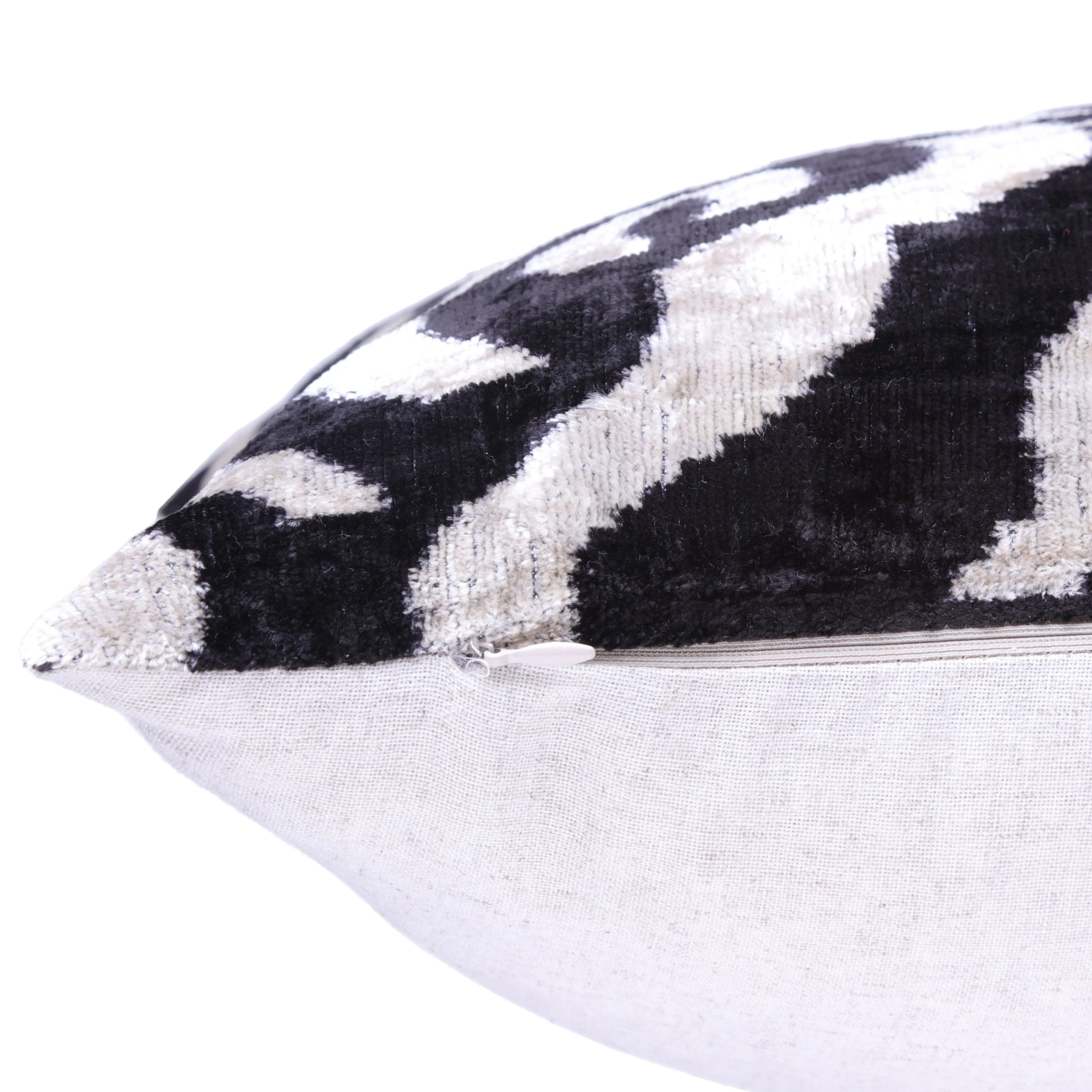Handmade Velvet Pillow with insert – Black & White Abstract Ikat, 16x24" - Image 6
