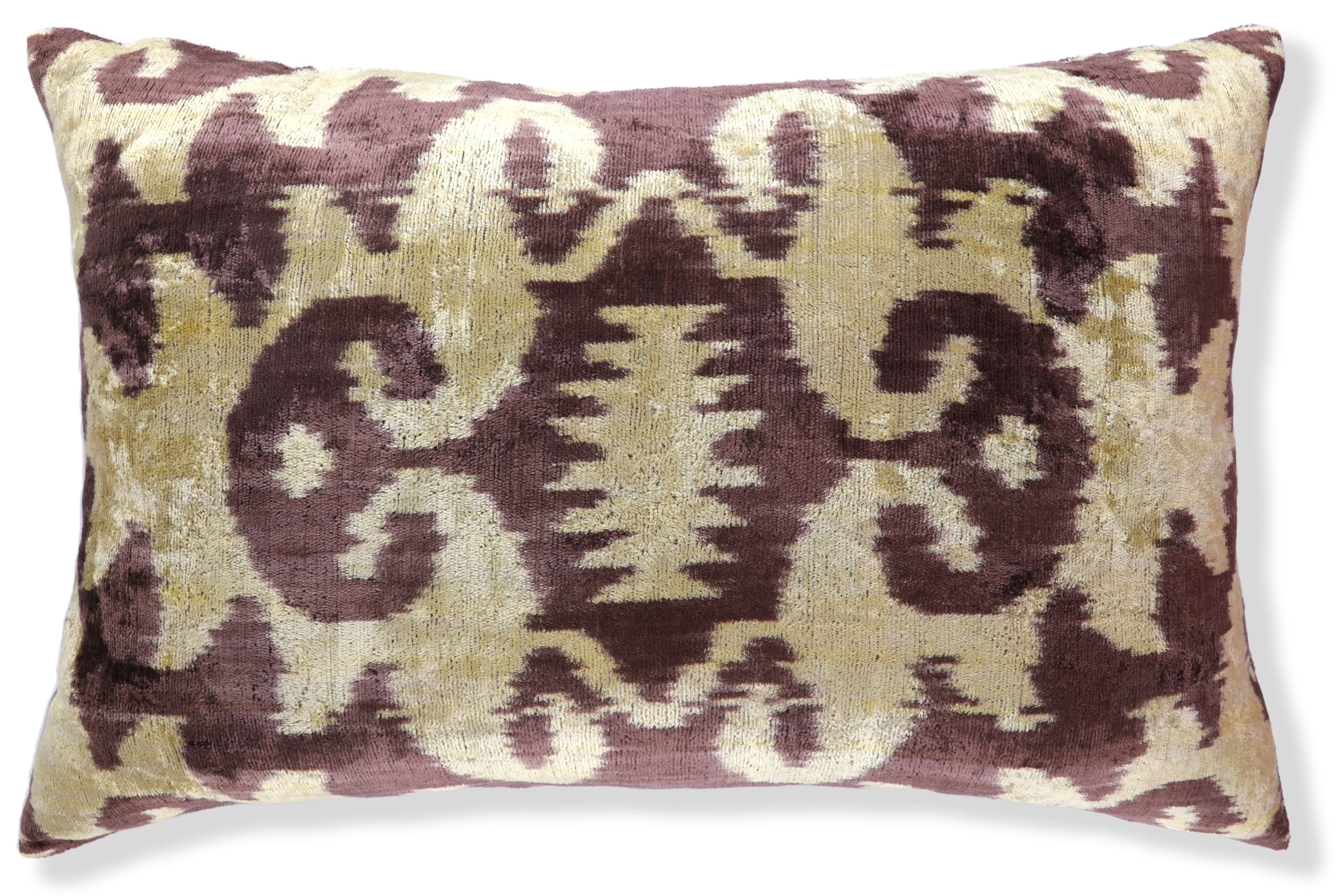 Handmade Velvet Pillow with insert – Gold & Brown Ikat Motif, 16x24" - Image 4