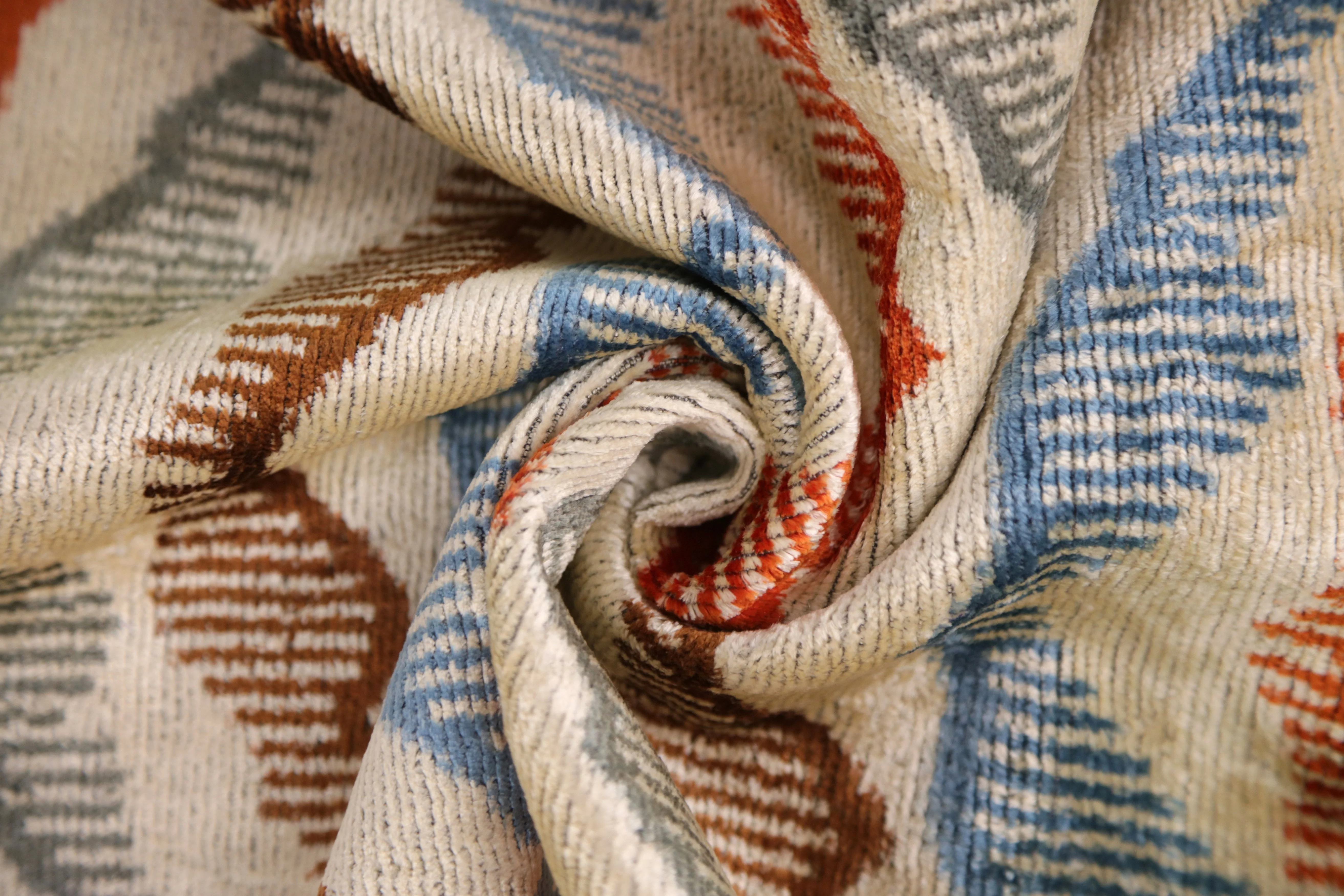 Handmade Velvet Throw Pillow – Earth Zigzag Pattern (16x24) - Image 7