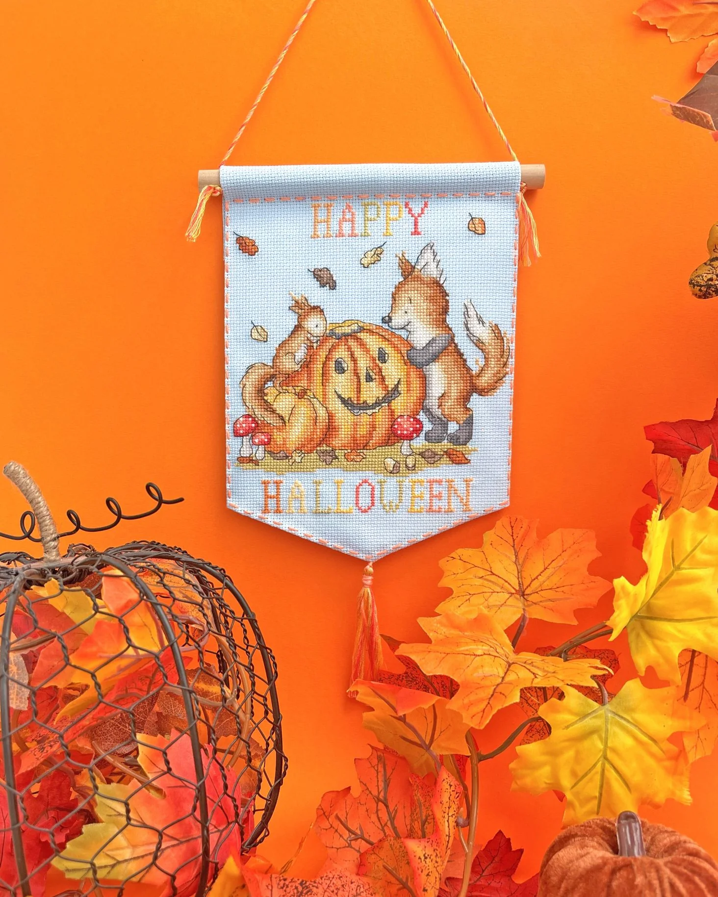 Happy Halloween (Flag) XKG18 Counted Cross Stitch Kit - Image 2