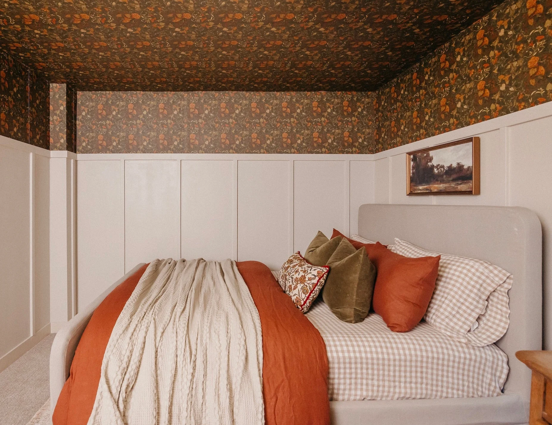Hawthorne Bloom Wallpaper by Safari Natalia x Taddy Mikelaites - Image 31