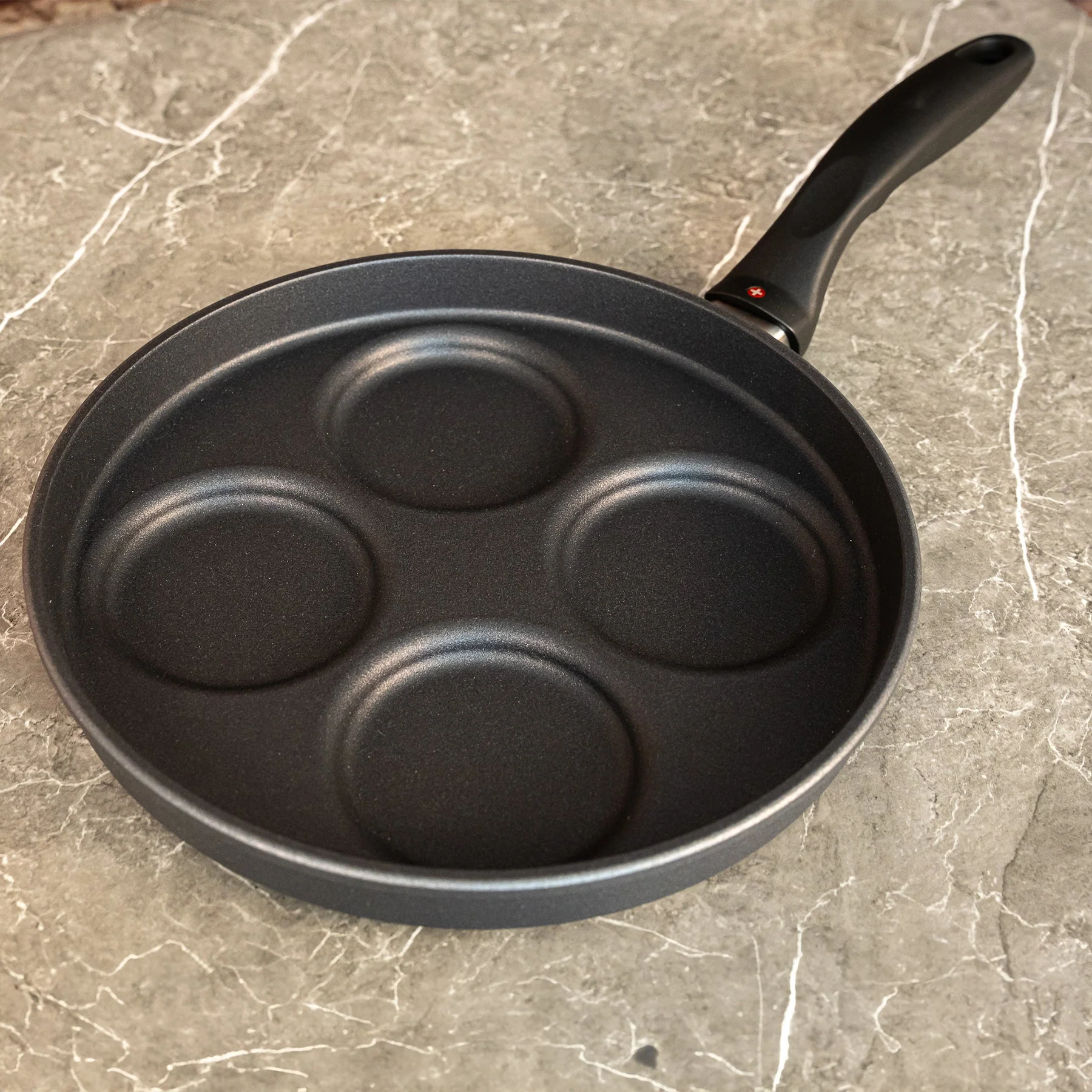 HD Nonstick 10.25" Plett Pan - Image 3