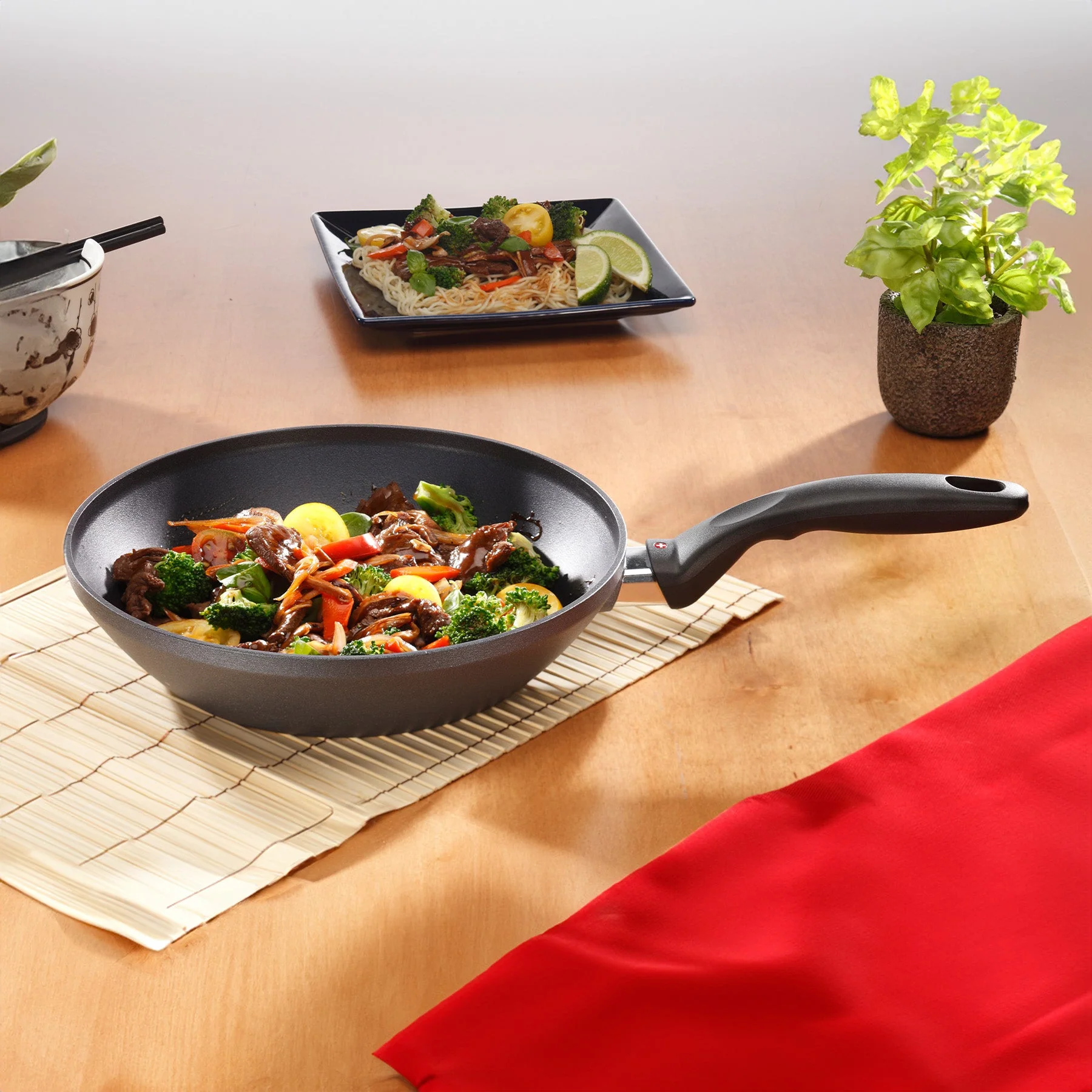 HD Nonstick Stir-Fry Pan with Glass Lid - Induction - Image 2