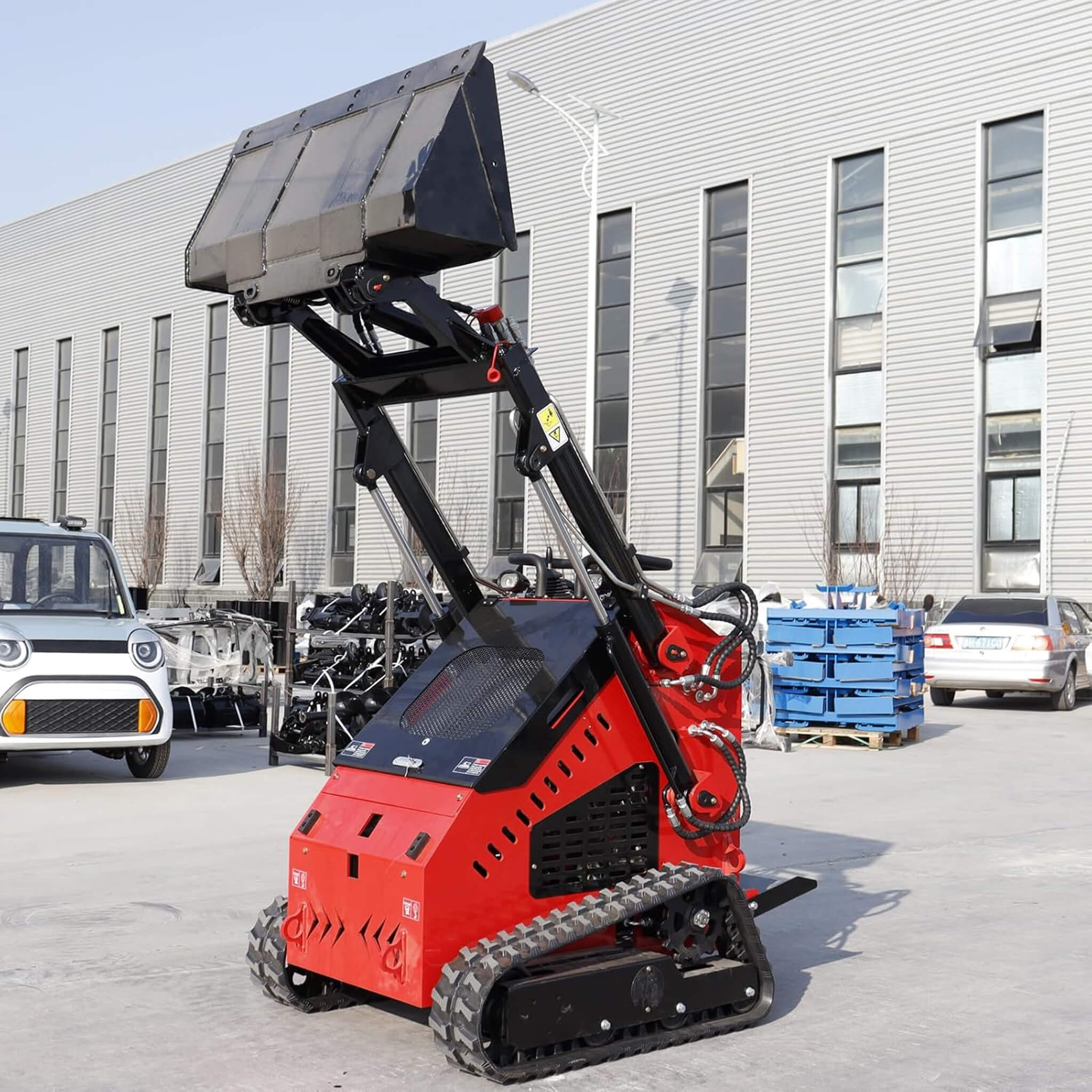 Heavy-Duty 13.5HP Mini Crawler Skid Steer Loader With Bucket (SAK39052) - Image 3