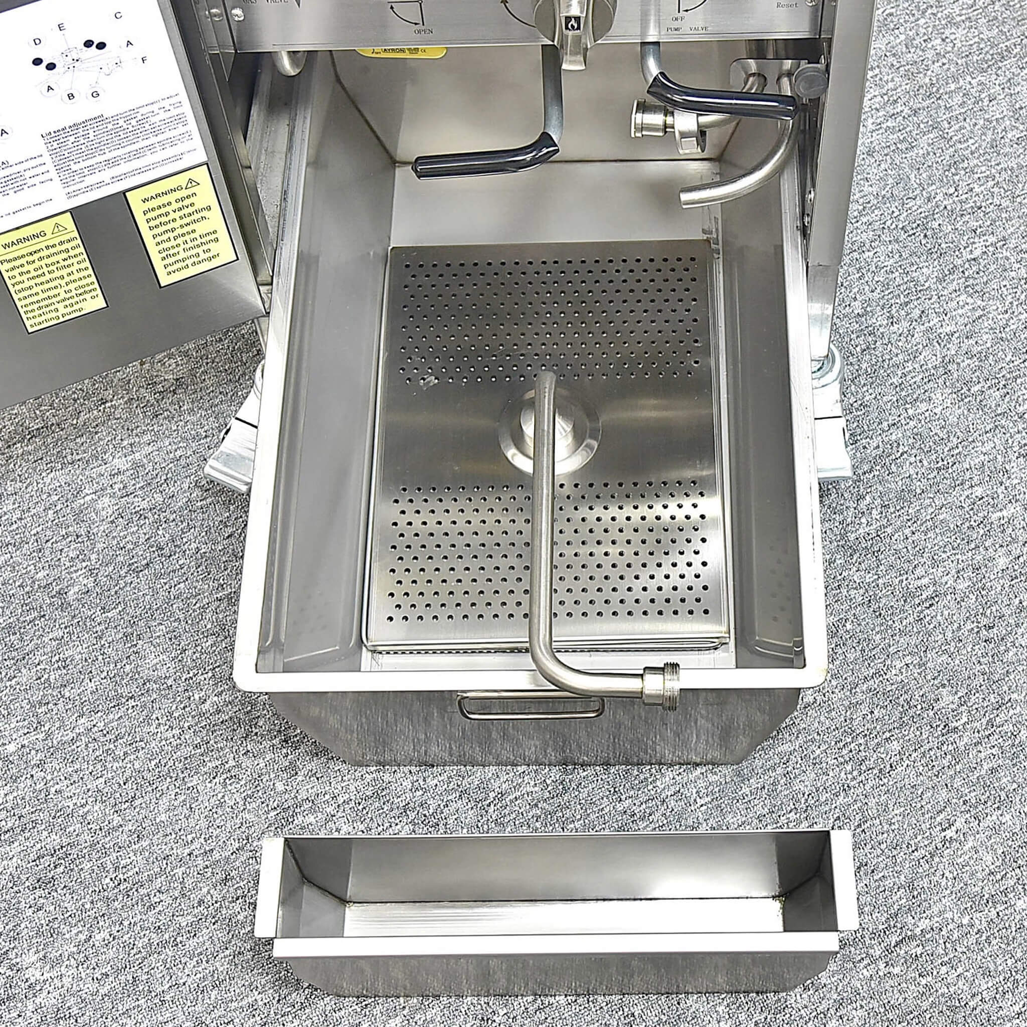 Heavy-Duty 25L Commercial Natural Gas Pressure Fryer With Oil Filtration System (SAK61820) - Image 4