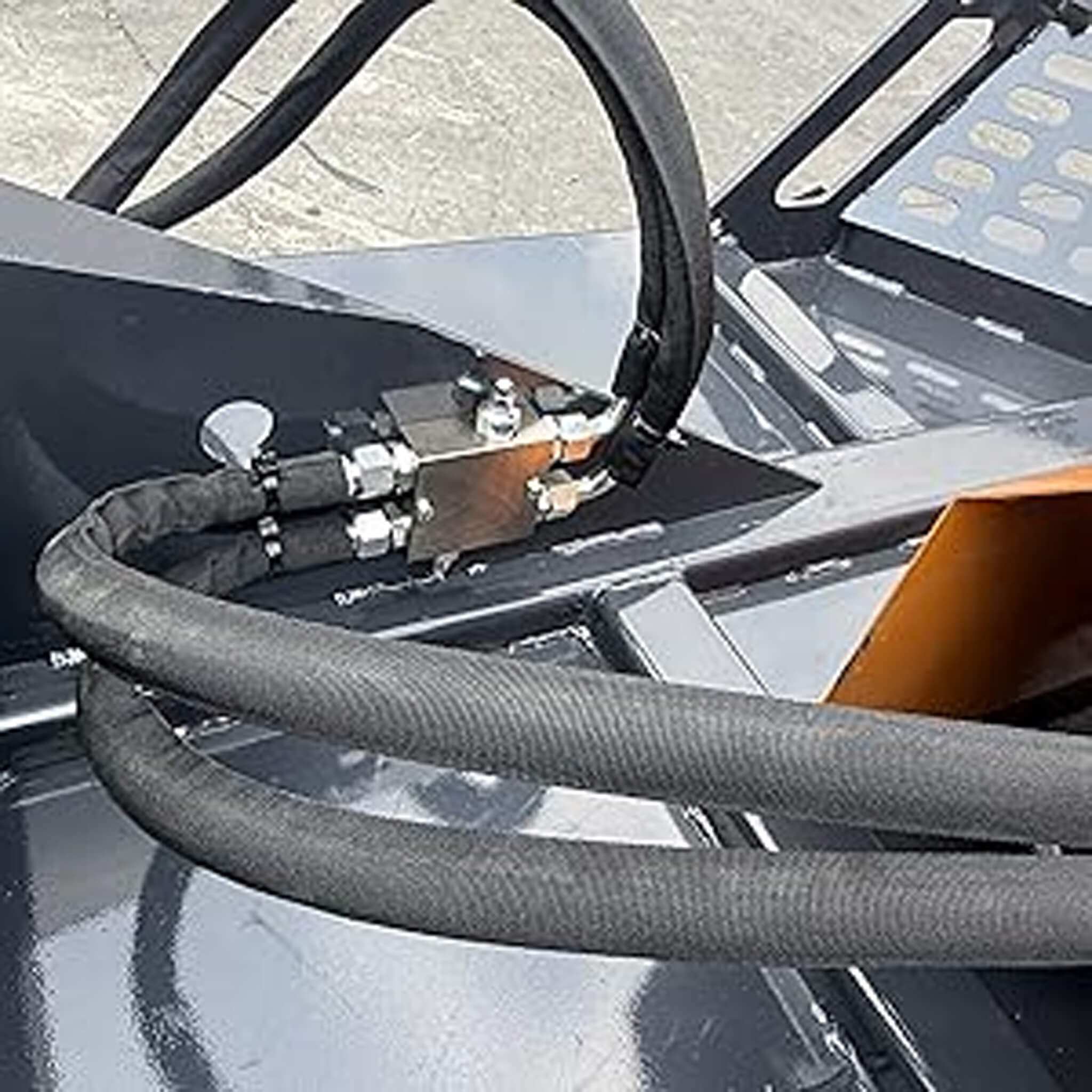Heavy-Duty 66-Inch Open Front Deck Skid Steer Brush Cutter Attachment With 3 Steel Blades (SAK53108) - Image 10