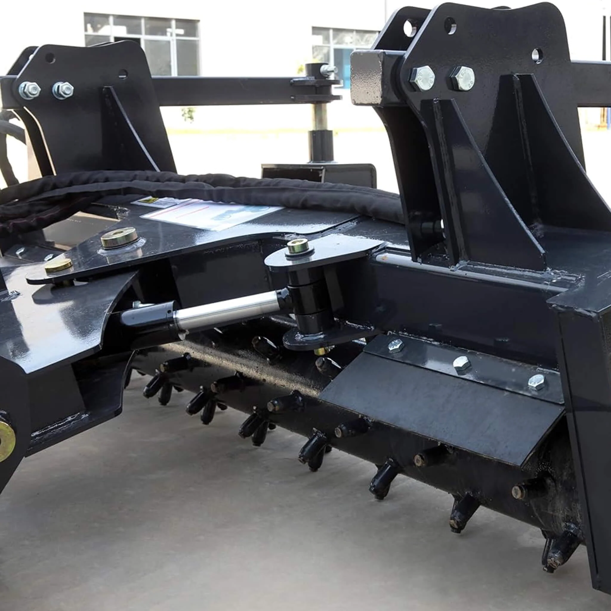 Heavy-Duty 72-Inch Hydraulic Soil Power Rake Skid Steer Attachment (SAK41827) - Image 6