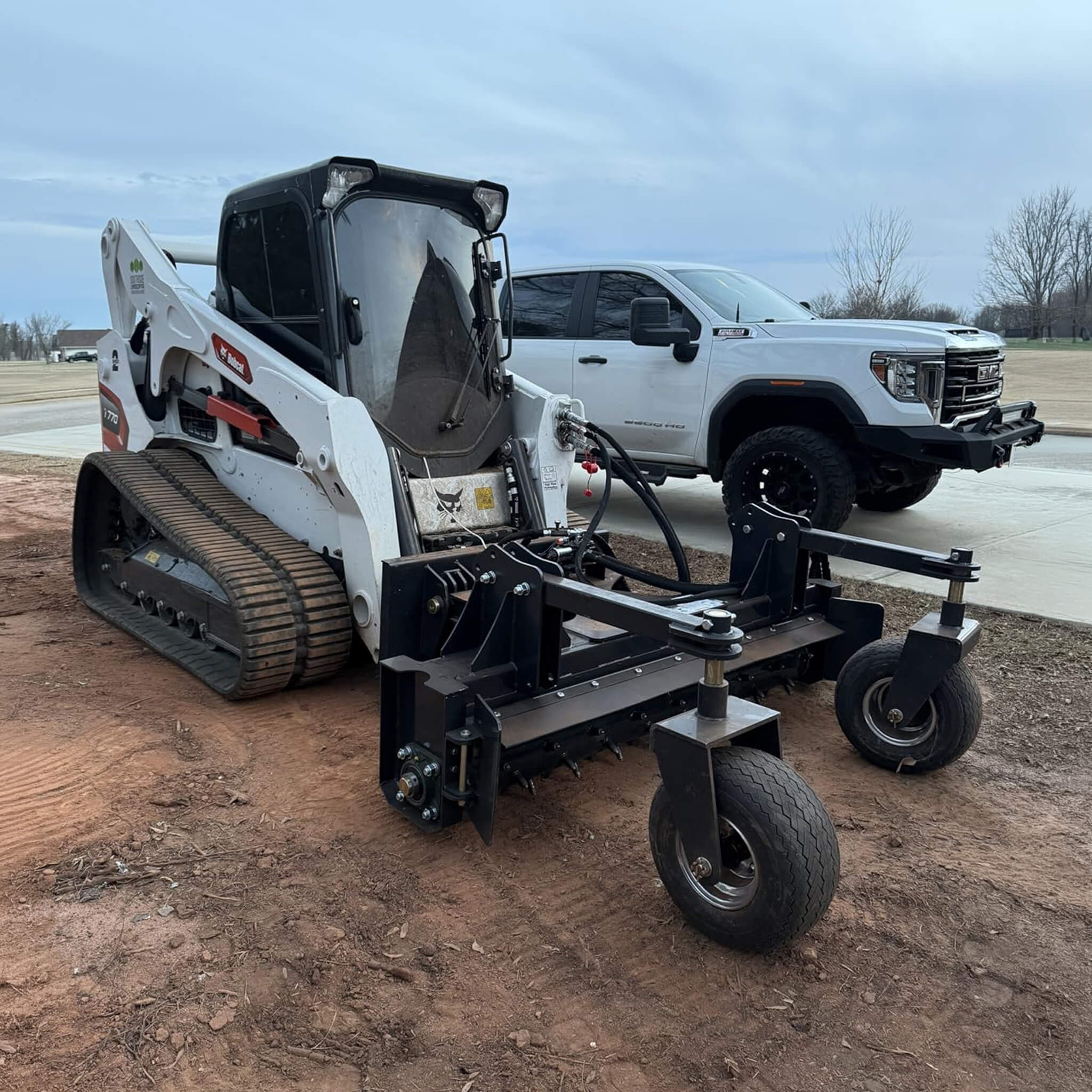 Heavy-Duty 72-Inch Industrial Soil Power Rake Skid Steer Attachment (SAK63905) - Image 3