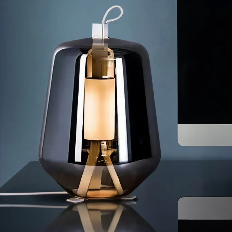 Heidr Table Lamp - Image 4