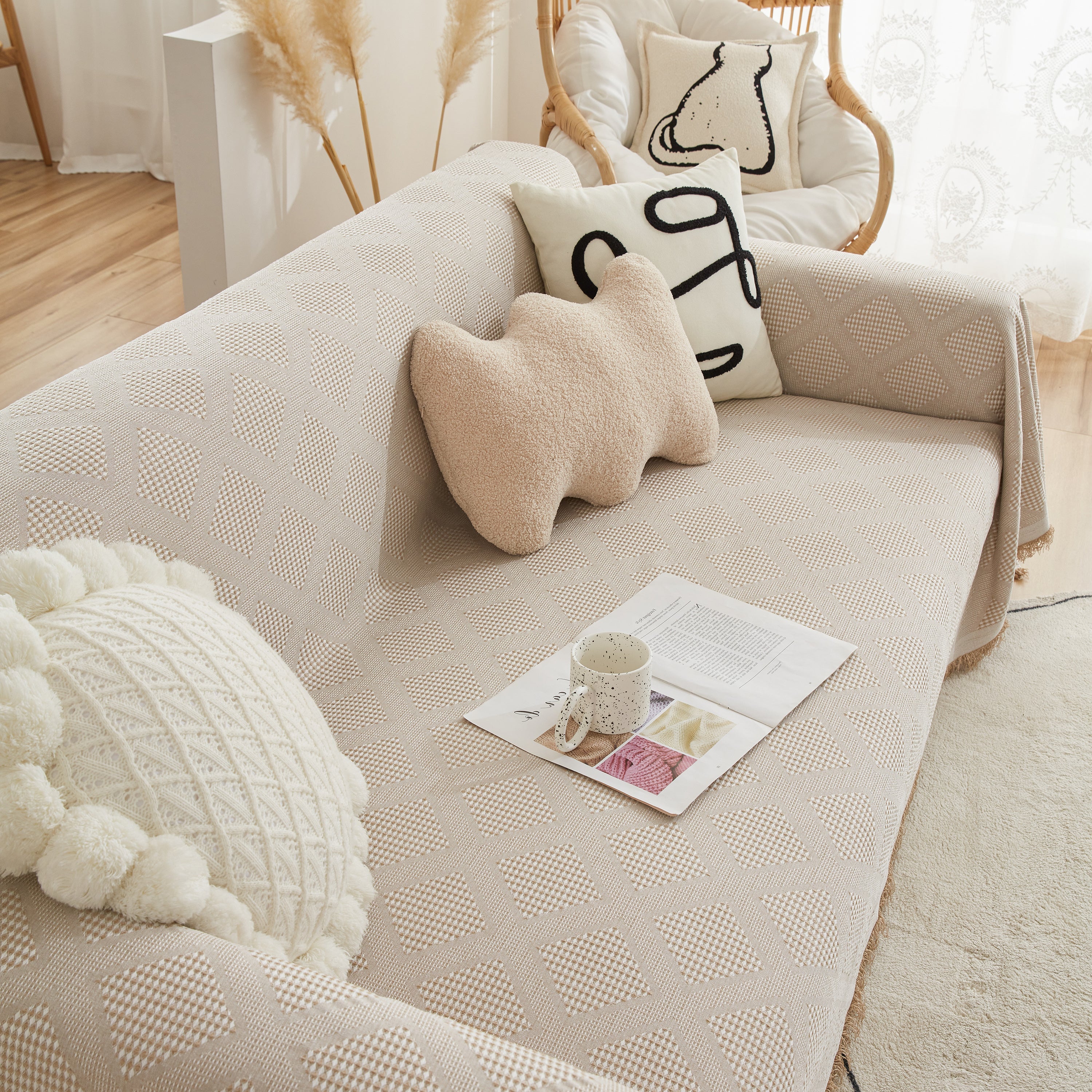 High-Quality Polyester Fabric Sofa Throw, Couch Cover Blanket Throw, Couch Protector for Pets - Image 12