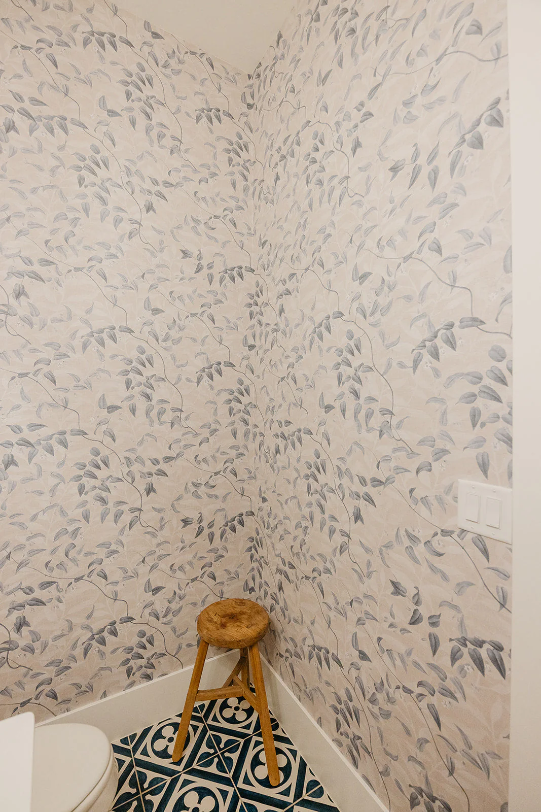 Hollins Wallpaper by Aynsley Ovard x Bloomery Decor - Image 9