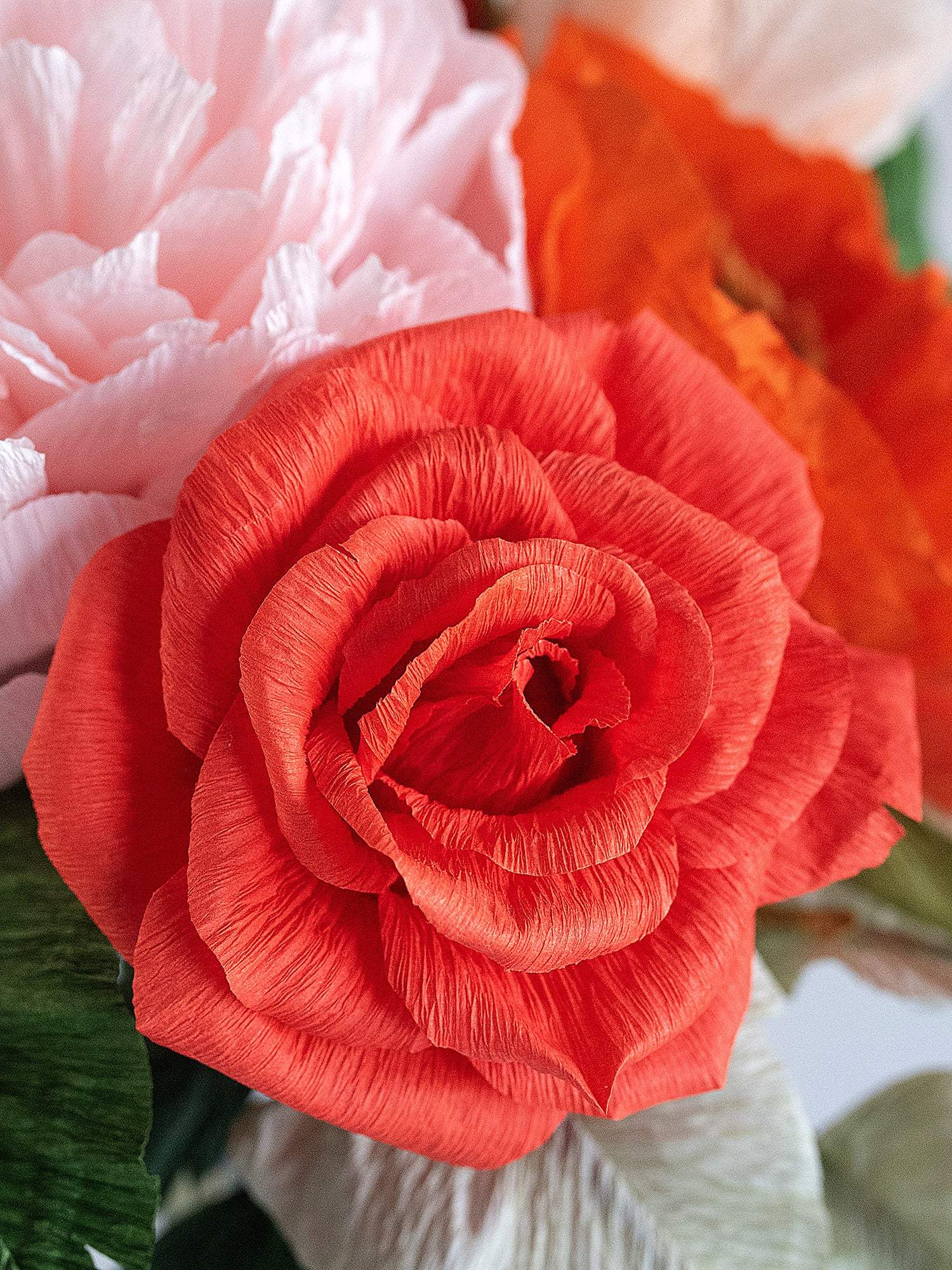 Hot To Trot | Modern Paper Flower Bouquet - Image 3