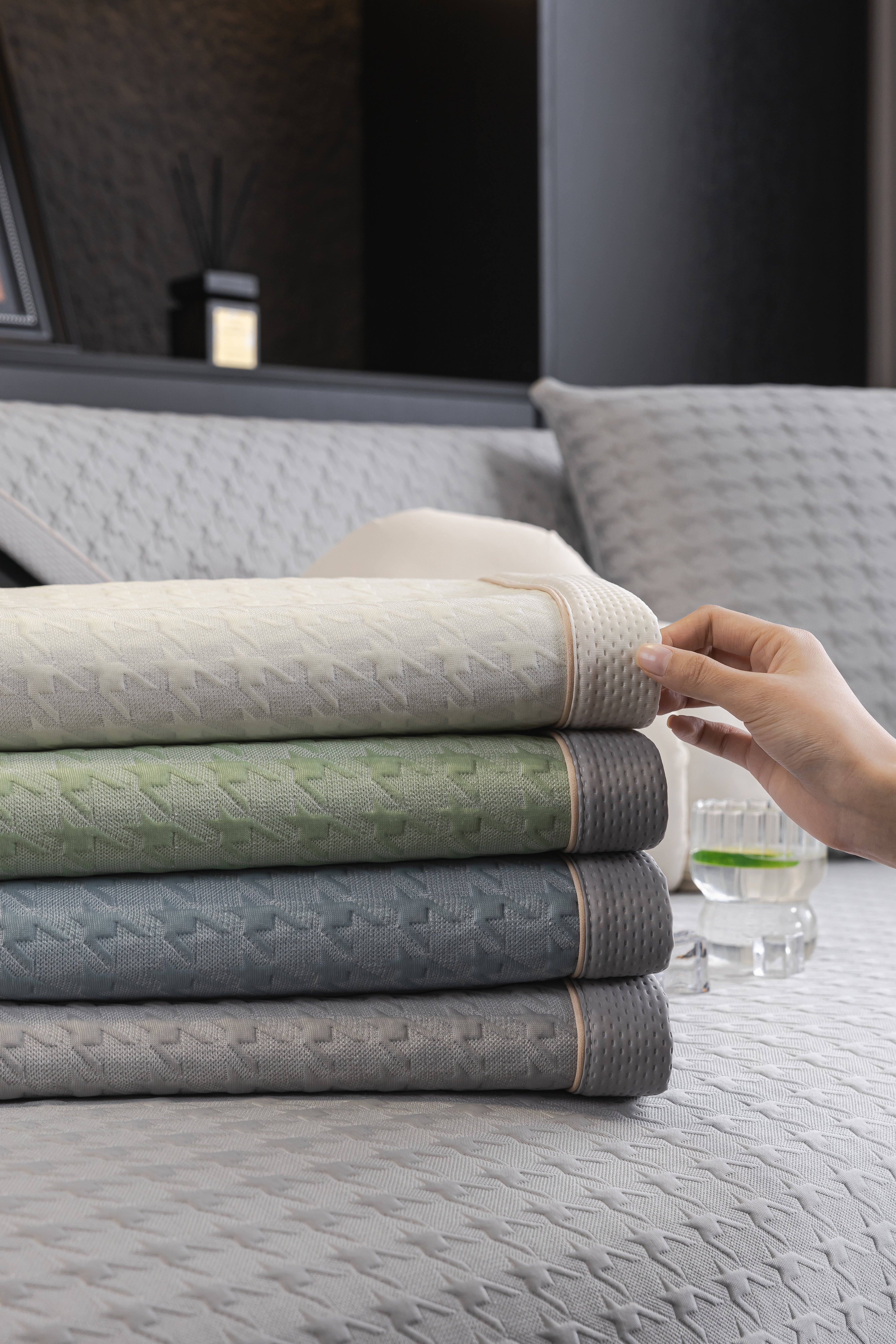 Houndstooth Ice Silk Breathable Sofa Cover, Modern Non-Slip Summer Couch Protector - Image 56