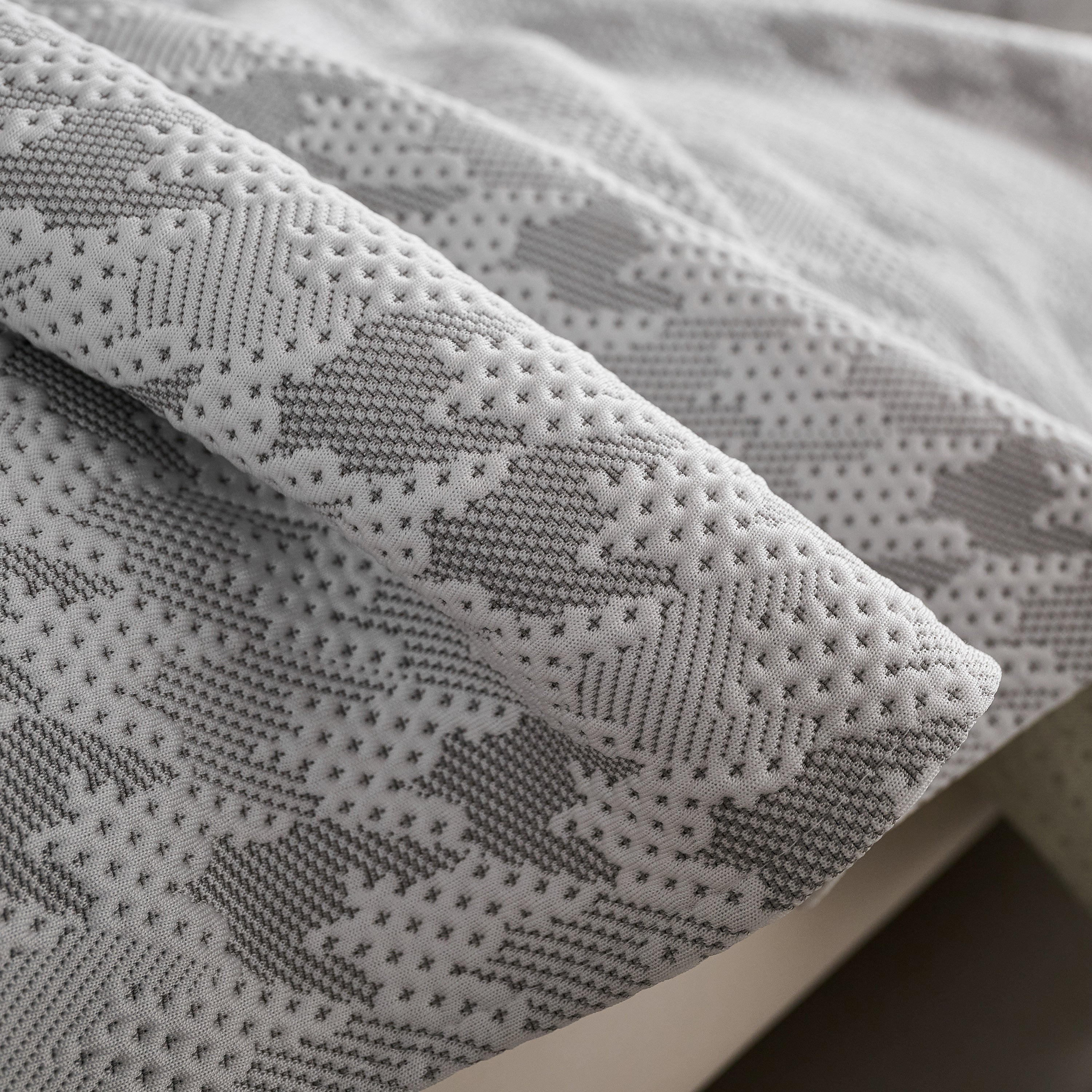 Houndstooth Non Slip Sofa Covers for Sofas Luxury Extra Large Blanket to Cover Couch - Image 16