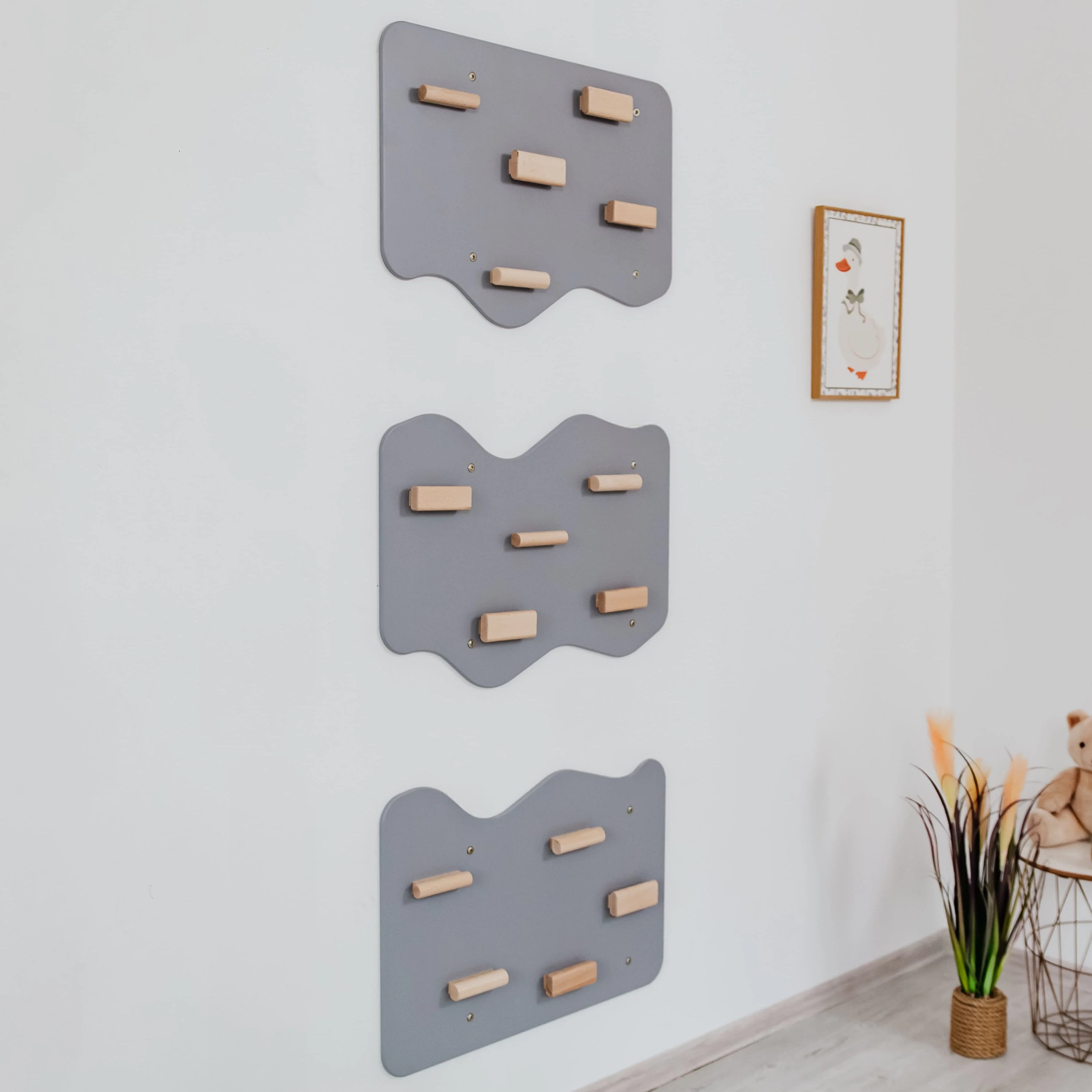 Indoor Rock Wall with Cloud-Shaped Panels & Wooden Climbing Holds for Kids 3-10 - Image 3