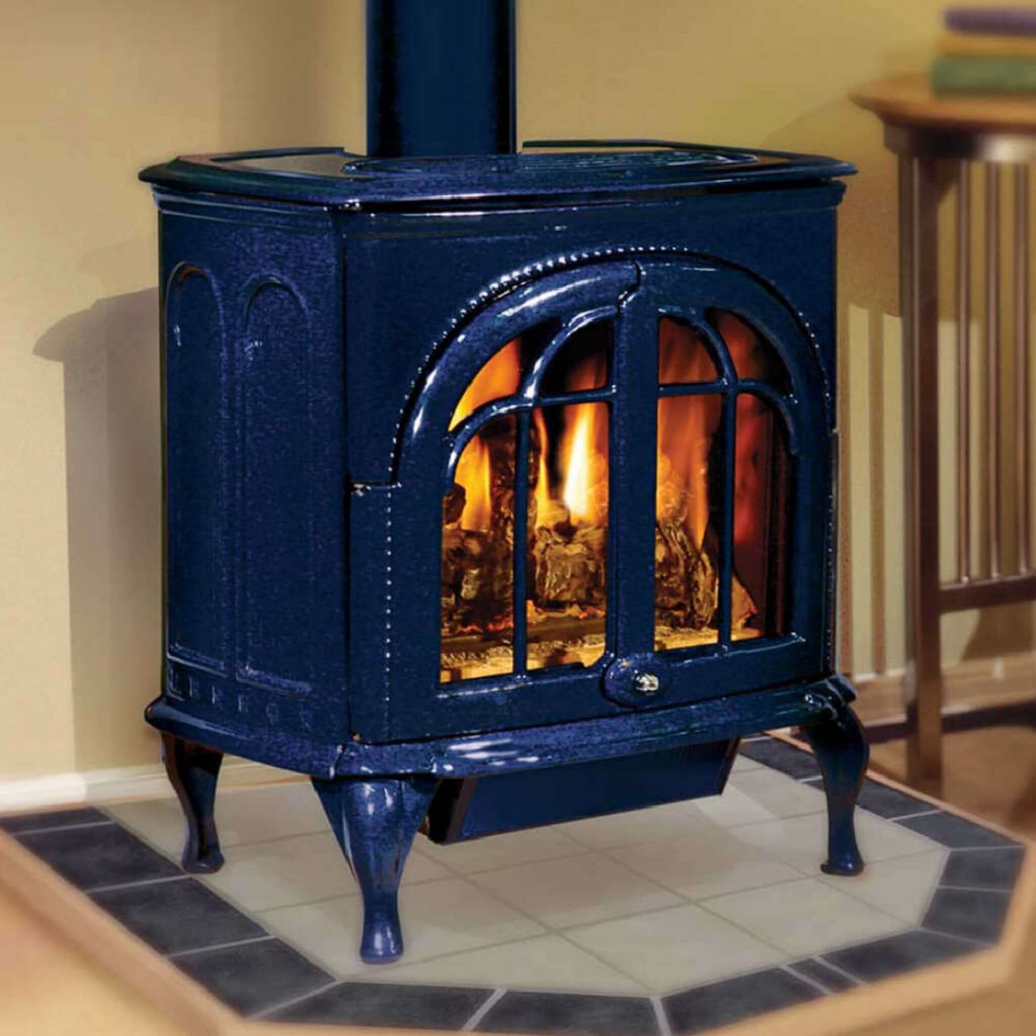 Ironstrike Serefina Modern Freestanding Direct Vent Cast Iron Gas Stove With Protective Sreen [CI1500/1502/1504/2500/2504/2506DVF] (SAK58291) - Image 4