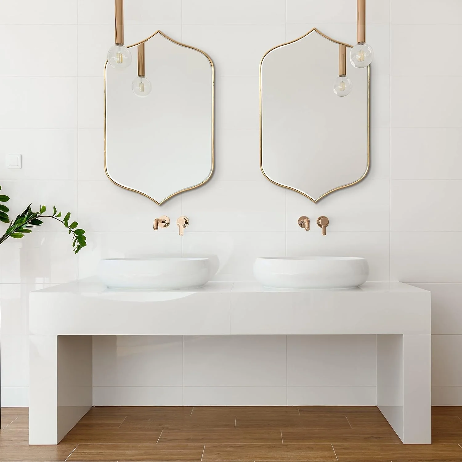 Irregular Gold Wall Mirror – Modern Vertical or Horizontal Decor - Image 2