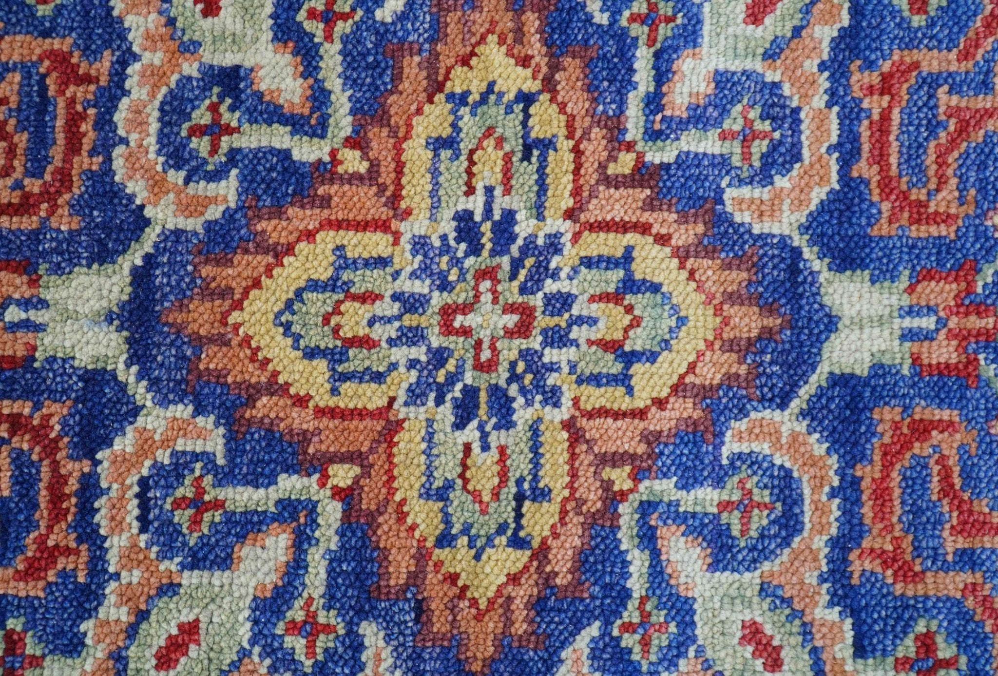 Isfahan Custom Made Traditional Blue And Beige Hand Knotted Wool Rug - Image 5