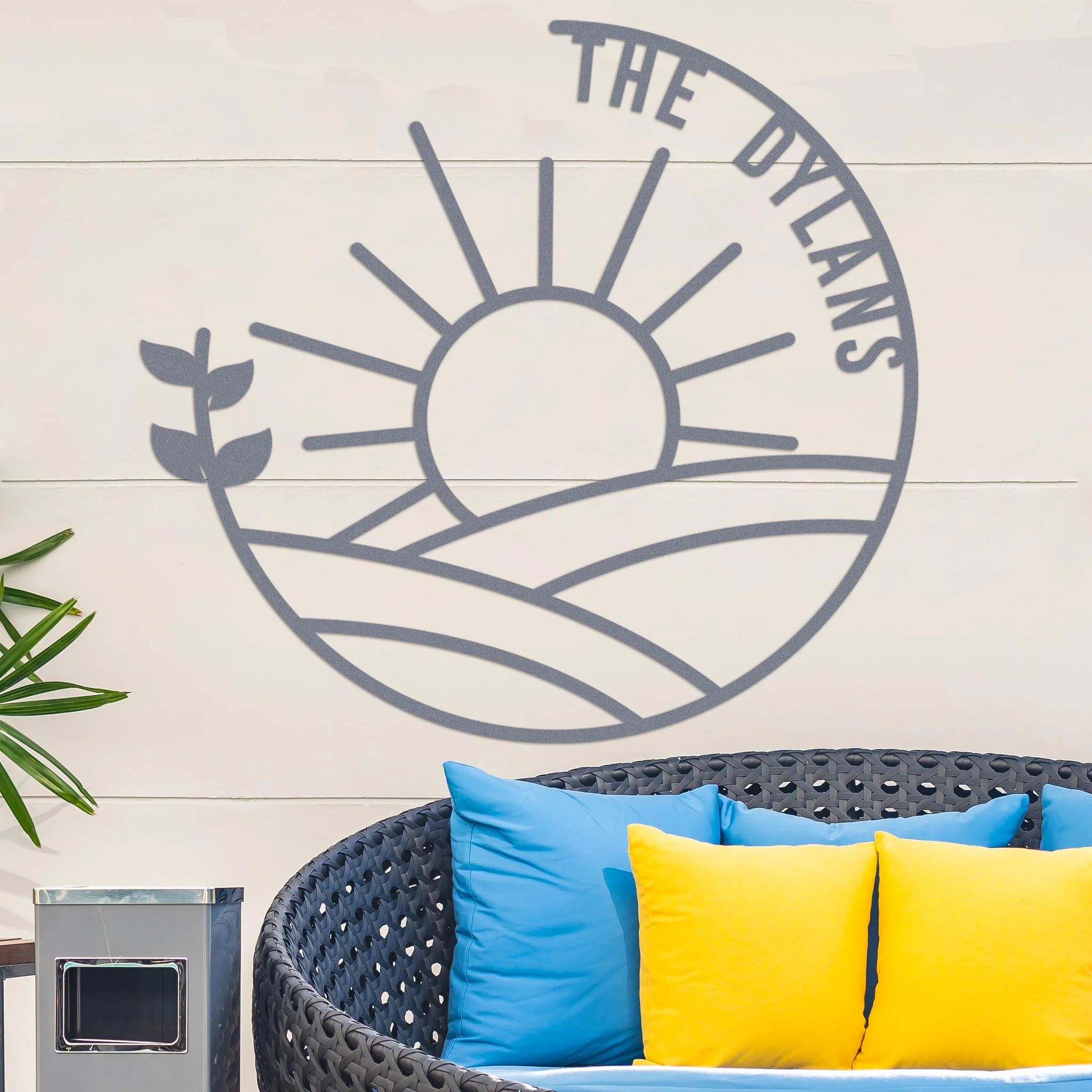 Island Sunset Vine Circle Name Sign - Image 10