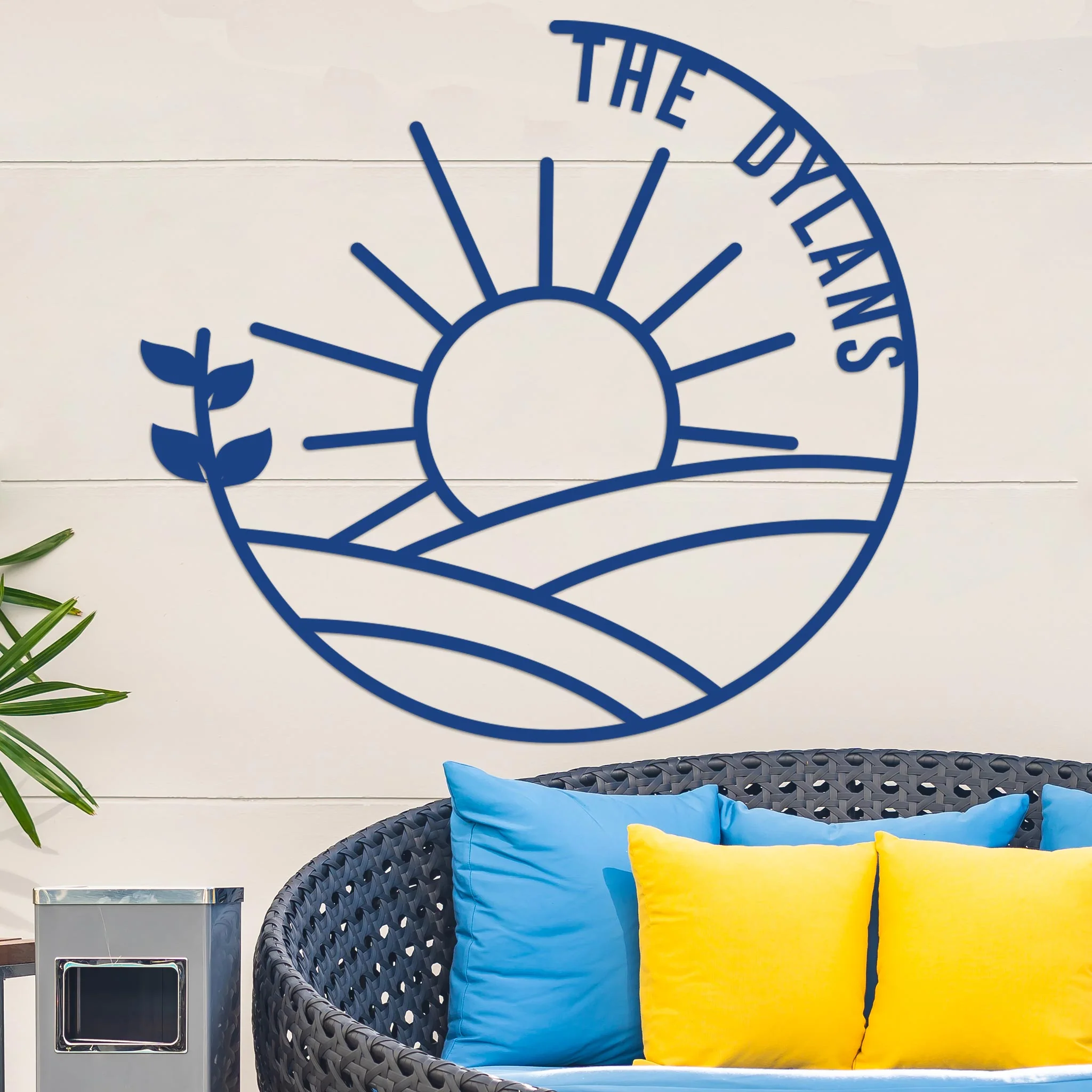 Island Sunset Vine Circle Name Sign - Image 11