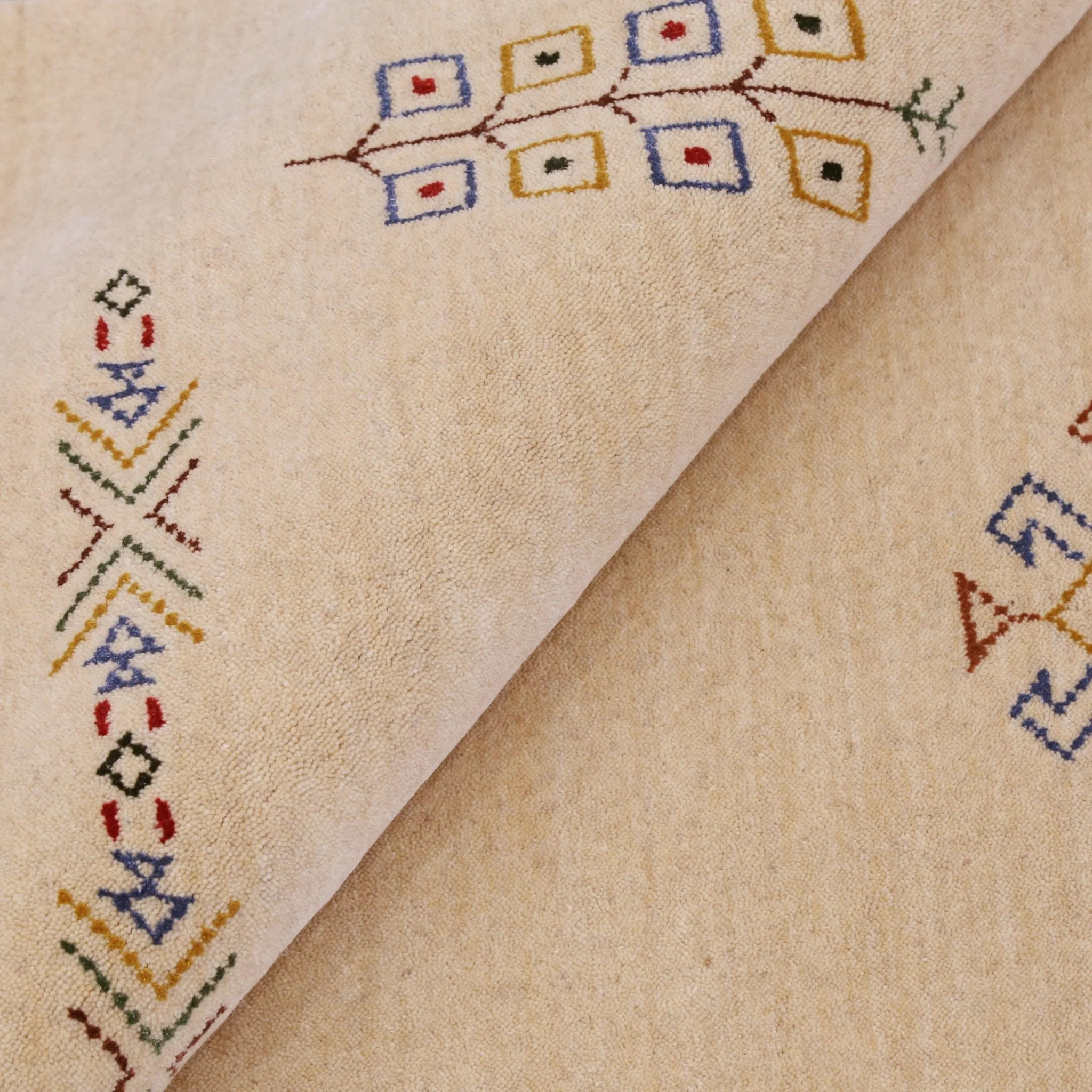 Ivory Border Patterns Hand Loomed Wool Area Rug - Image 7