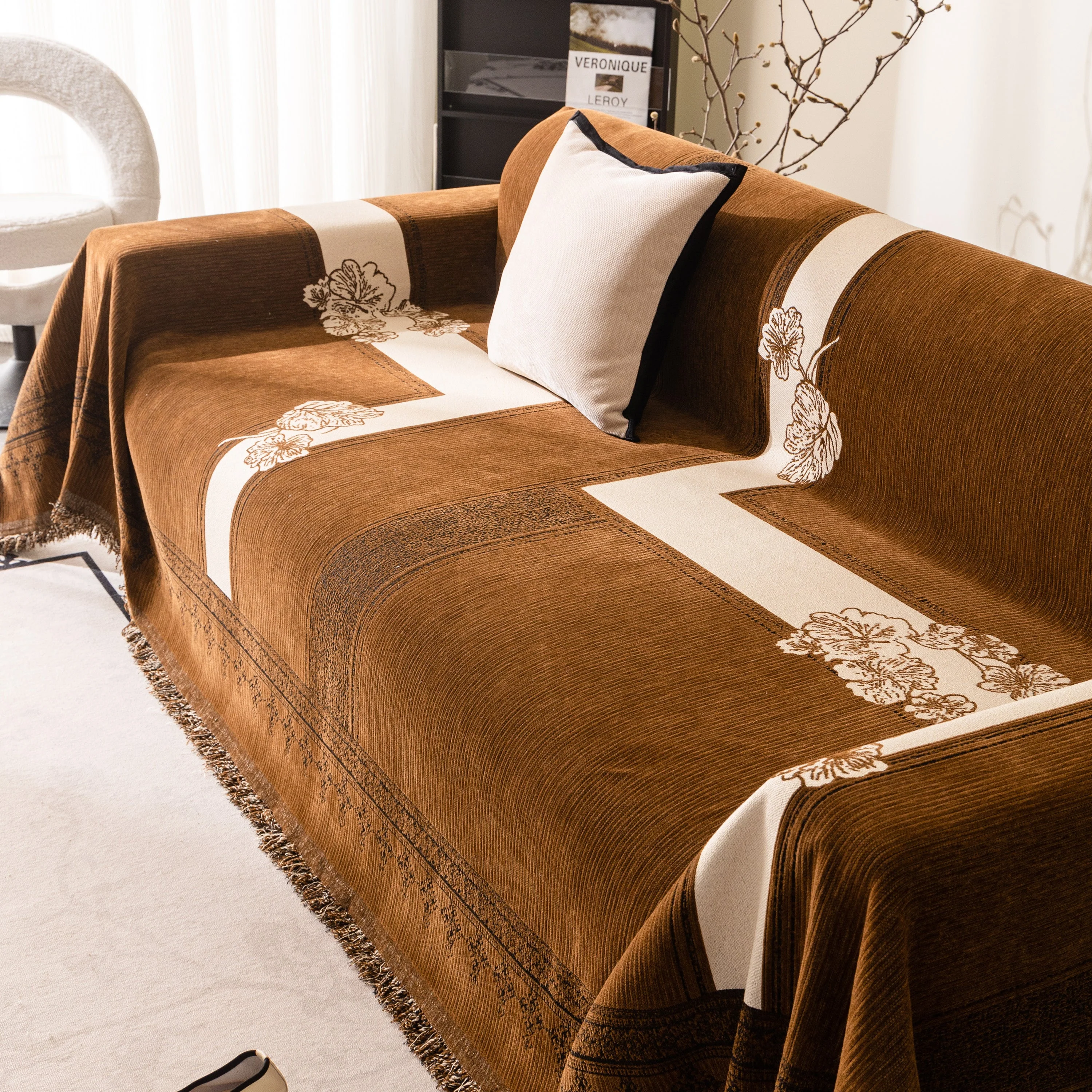 Jacquard Floral Band Sofa Cover with Tassels, Thick Textured Couch Throw Blanket - Image 17