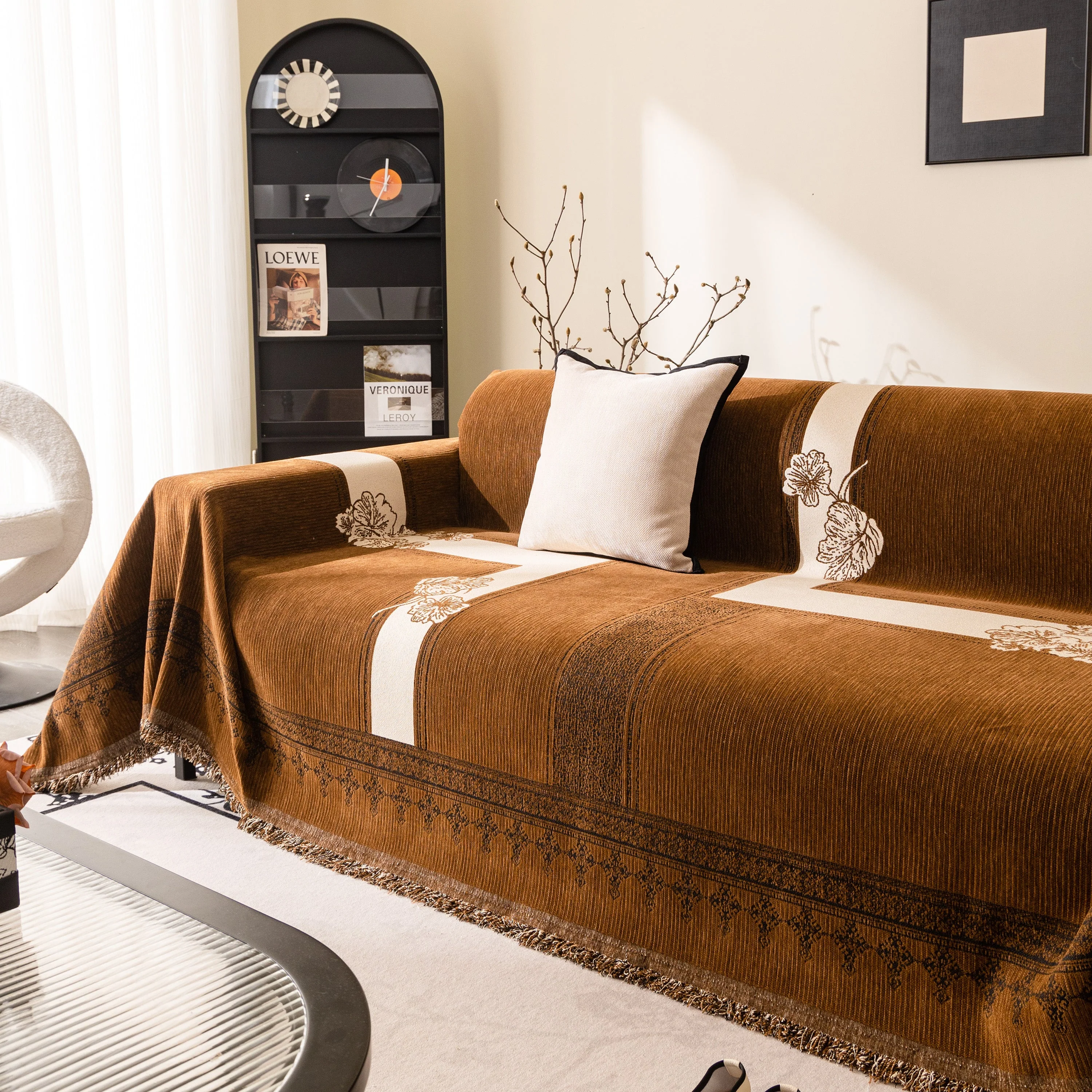 Jacquard Floral Band Sofa Cover with Tassels, Thick Textured Couch Throw Blanket - Image 18