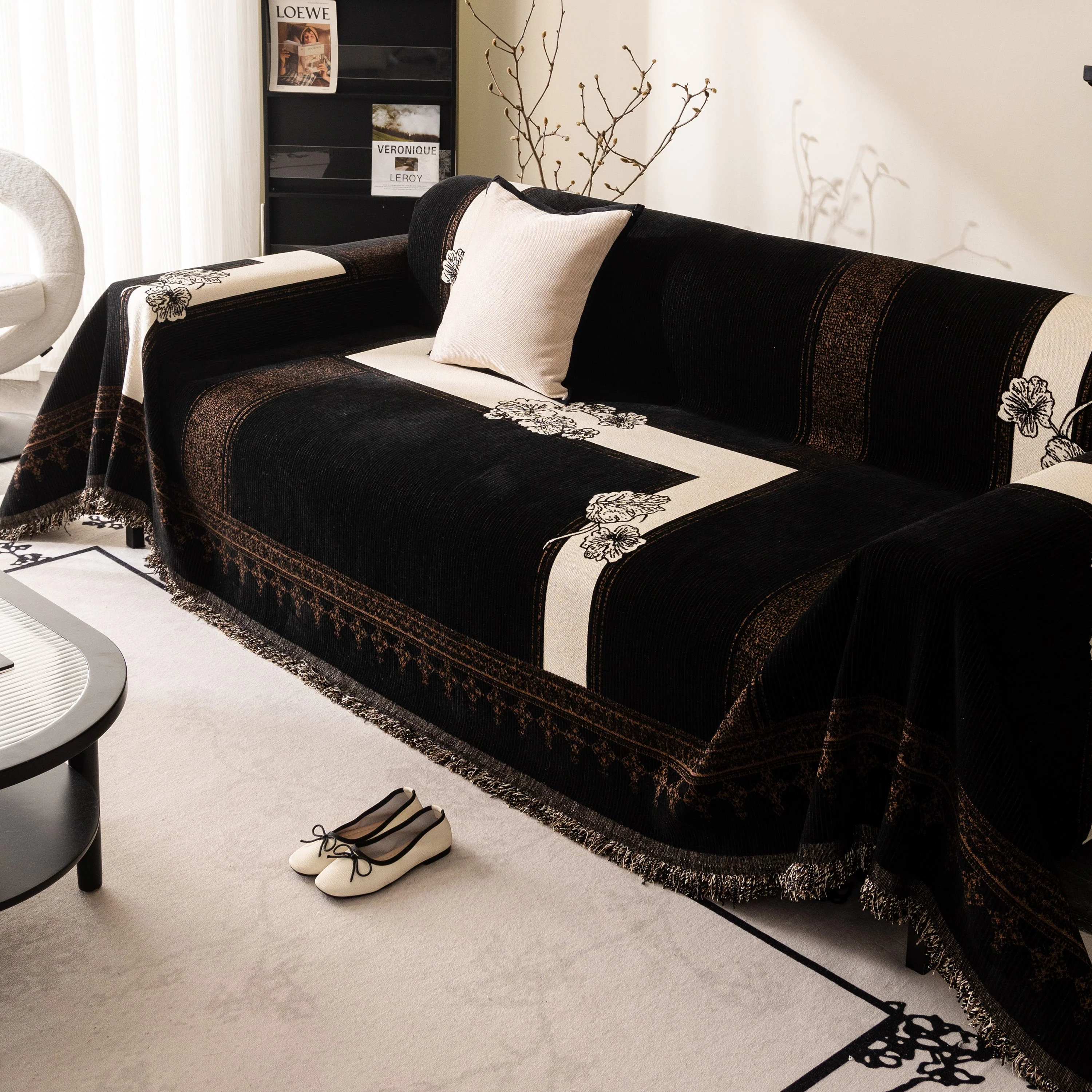Jacquard Floral Band Sofa Cover with Tassels, Thick Textured Couch Throw Blanket - Image 25