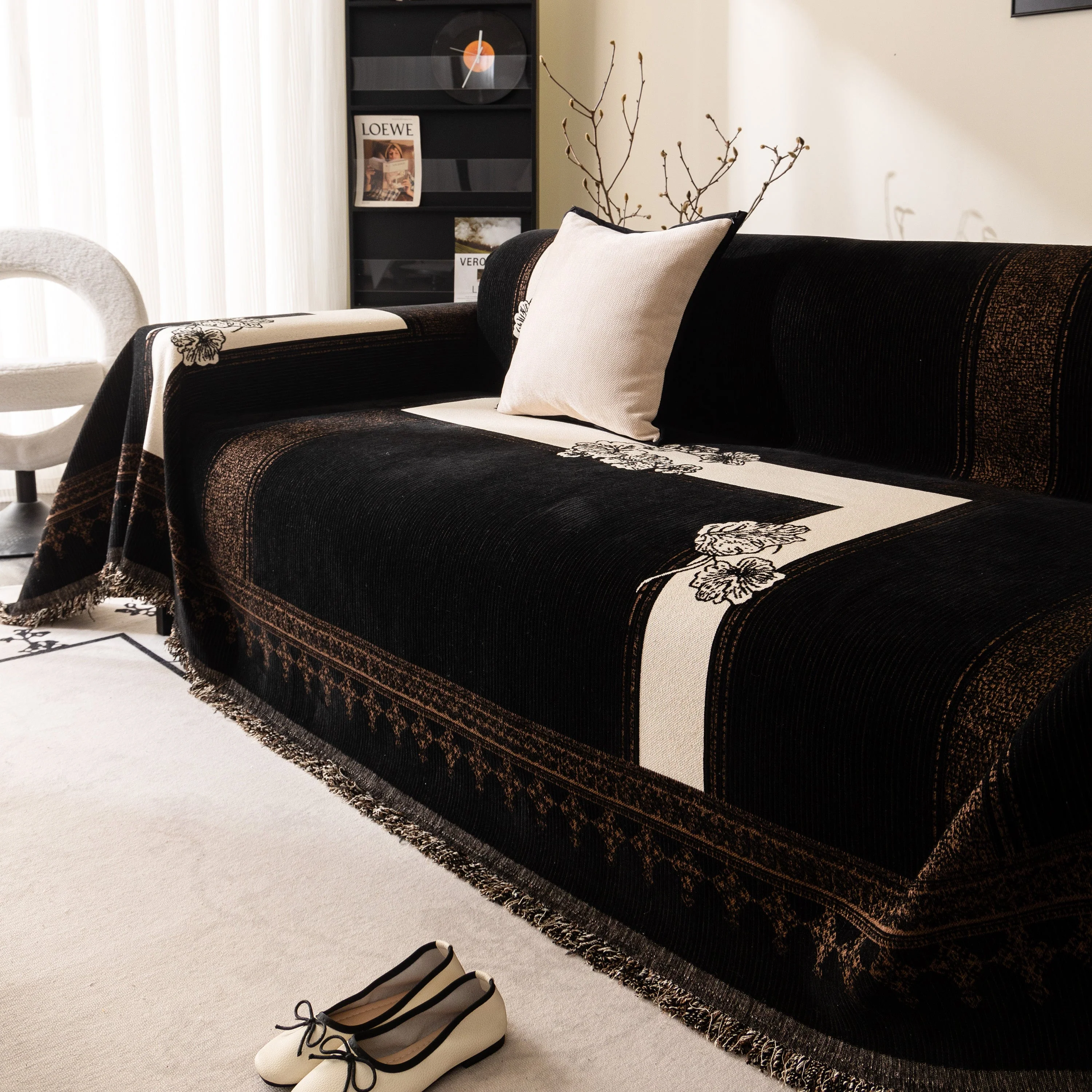 Jacquard Floral Band Sofa Cover with Tassels, Thick Textured Couch Throw Blanket - Image 43