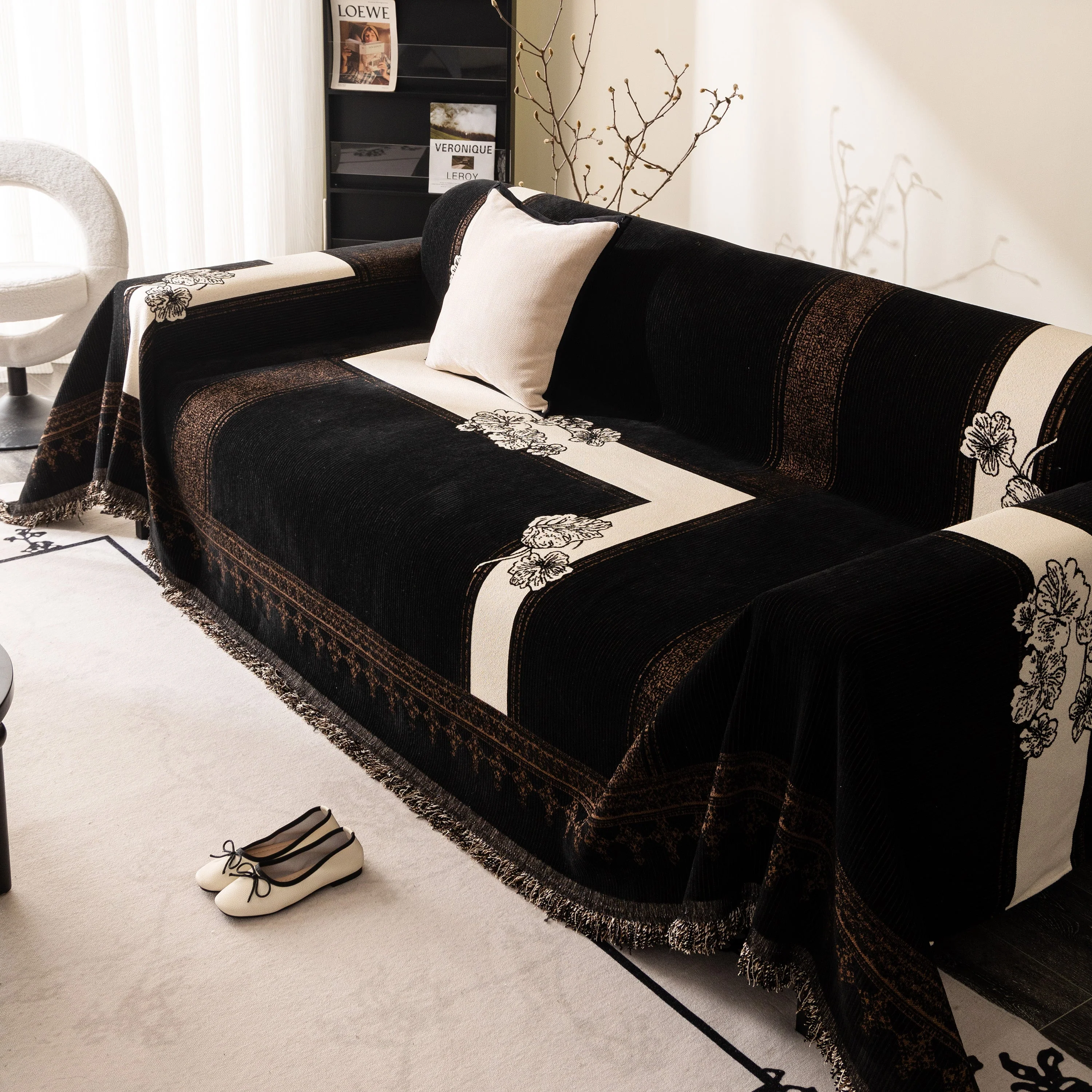 Jacquard Floral Band Sofa Cover with Tassels, Thick Textured Couch Throw Blanket - Image 44