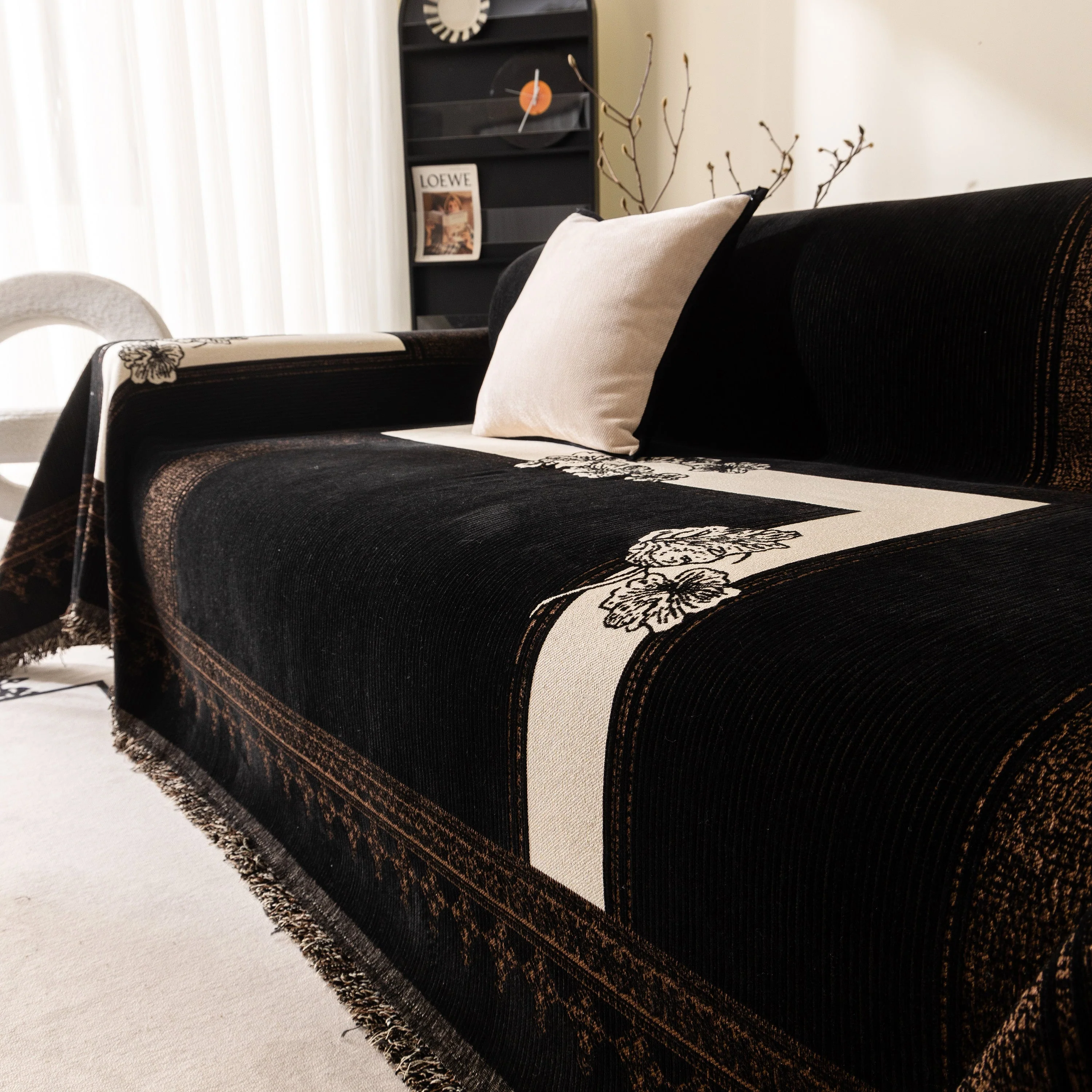 Jacquard Floral Band Sofa Cover with Tassels, Thick Textured Couch Throw Blanket - Image 52