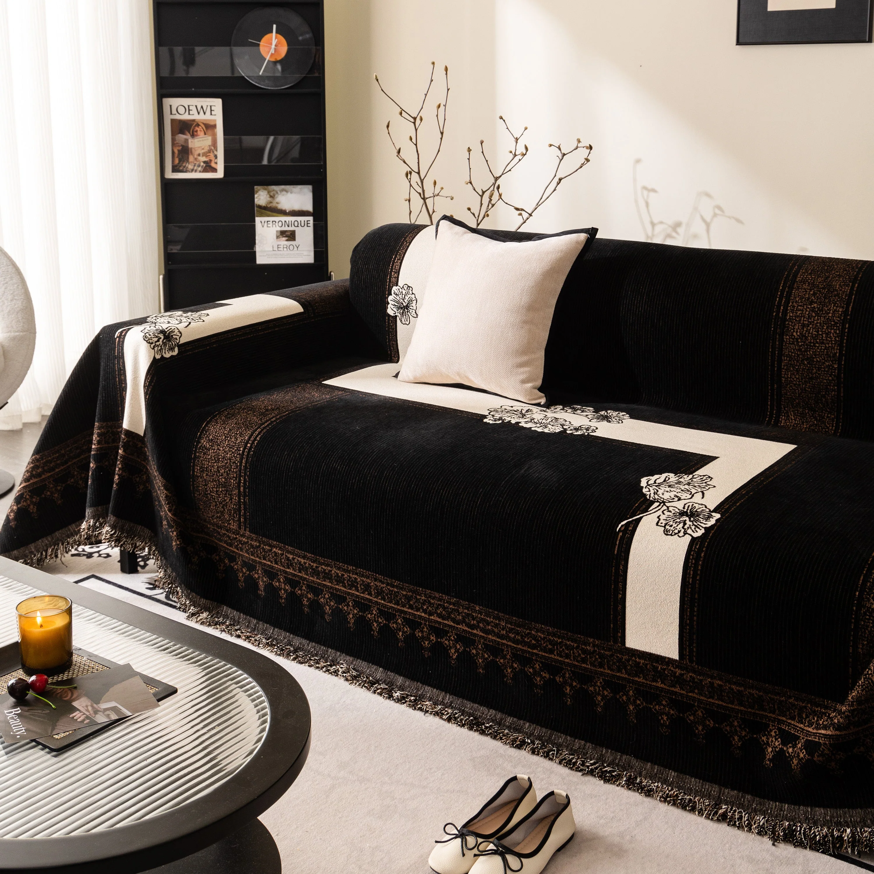 Jacquard Floral Band Sofa Cover with Tassels, Thick Textured Couch Throw Blanket - Image 58