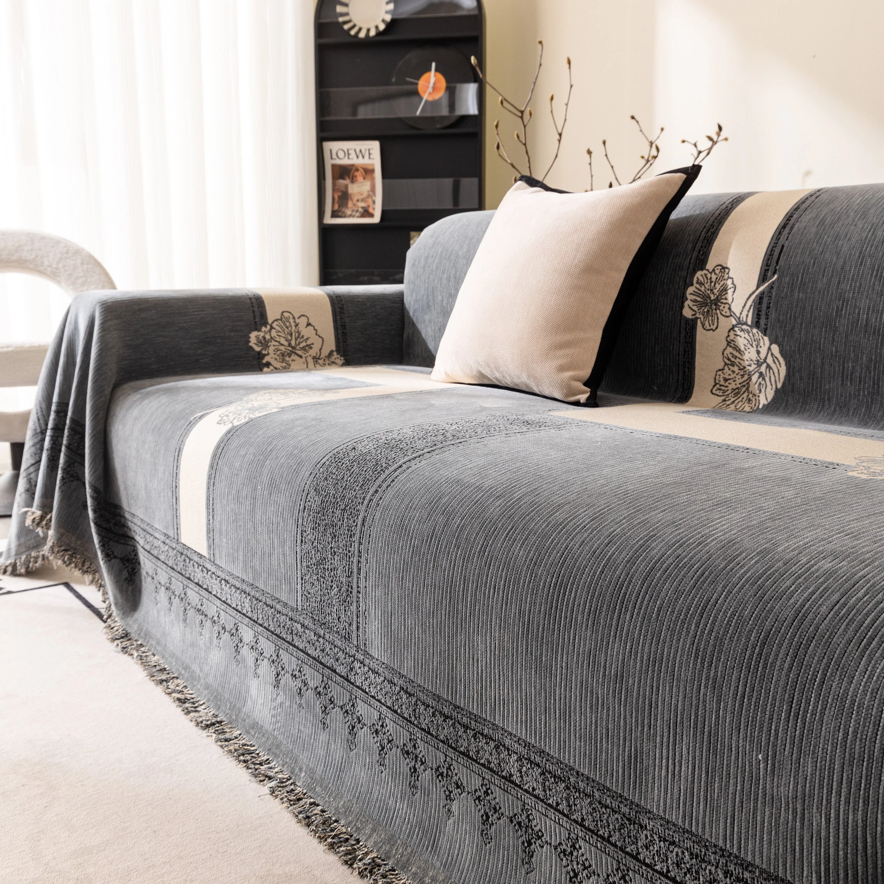 Jacquard Floral Band Sofa Cover with Tassels, Thick Textured Couch Throw Blanket - Image 78