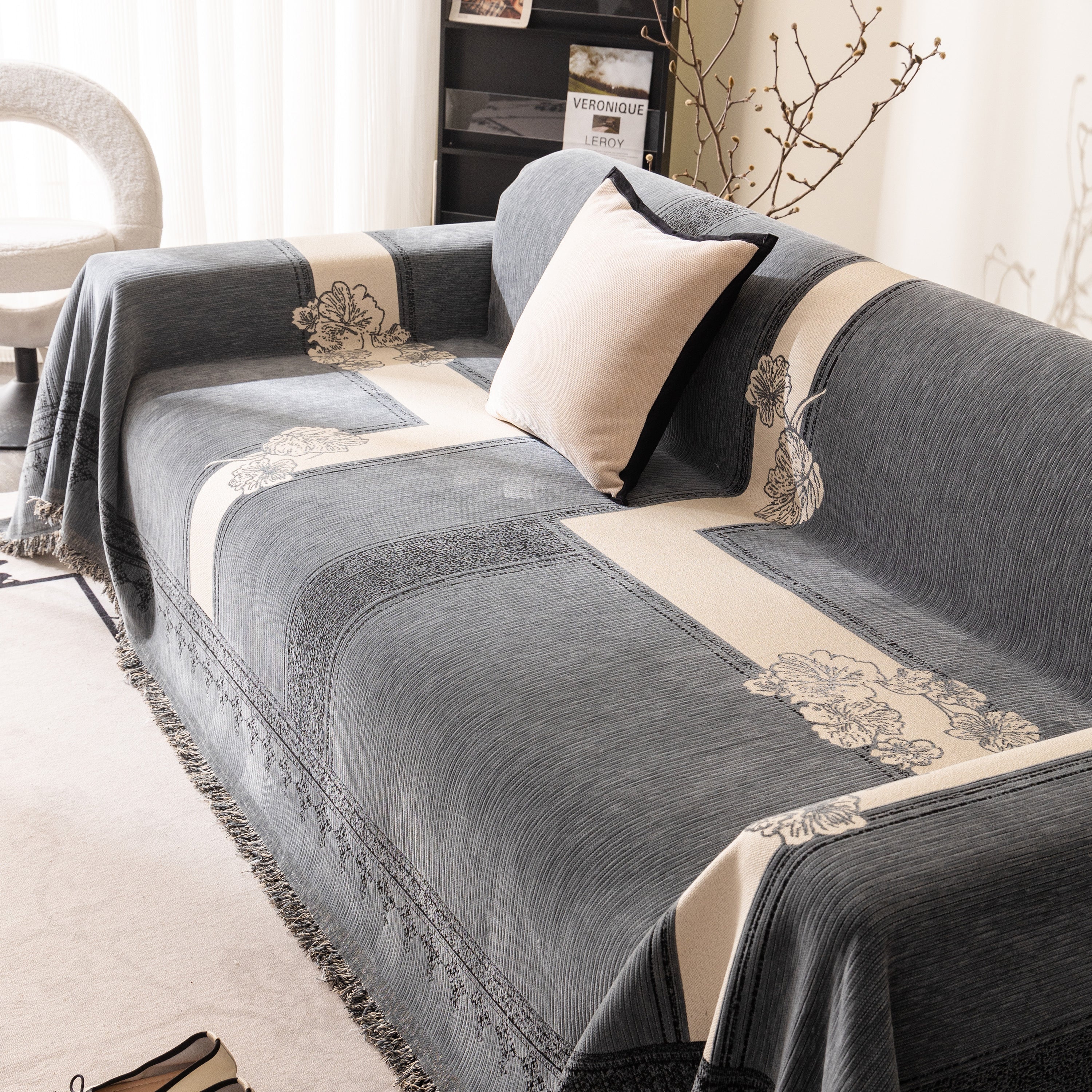 Jacquard Floral Band Sofa Cover with Tassels, Thick Textured Couch Throw Blanket - Image 88
