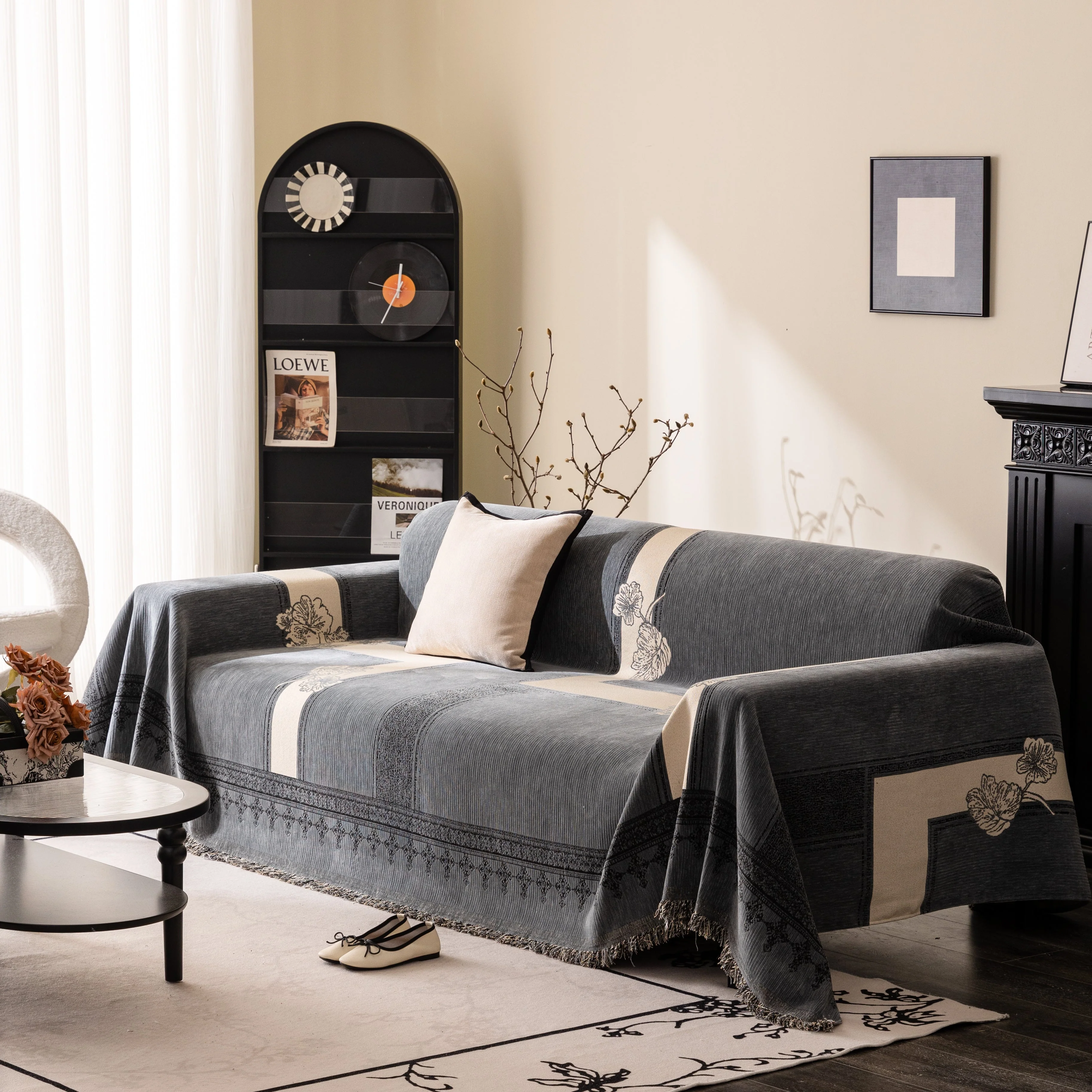 Jacquard Floral Band Sofa Cover with Tassels, Thick Textured Couch Throw Blanket - Image 90