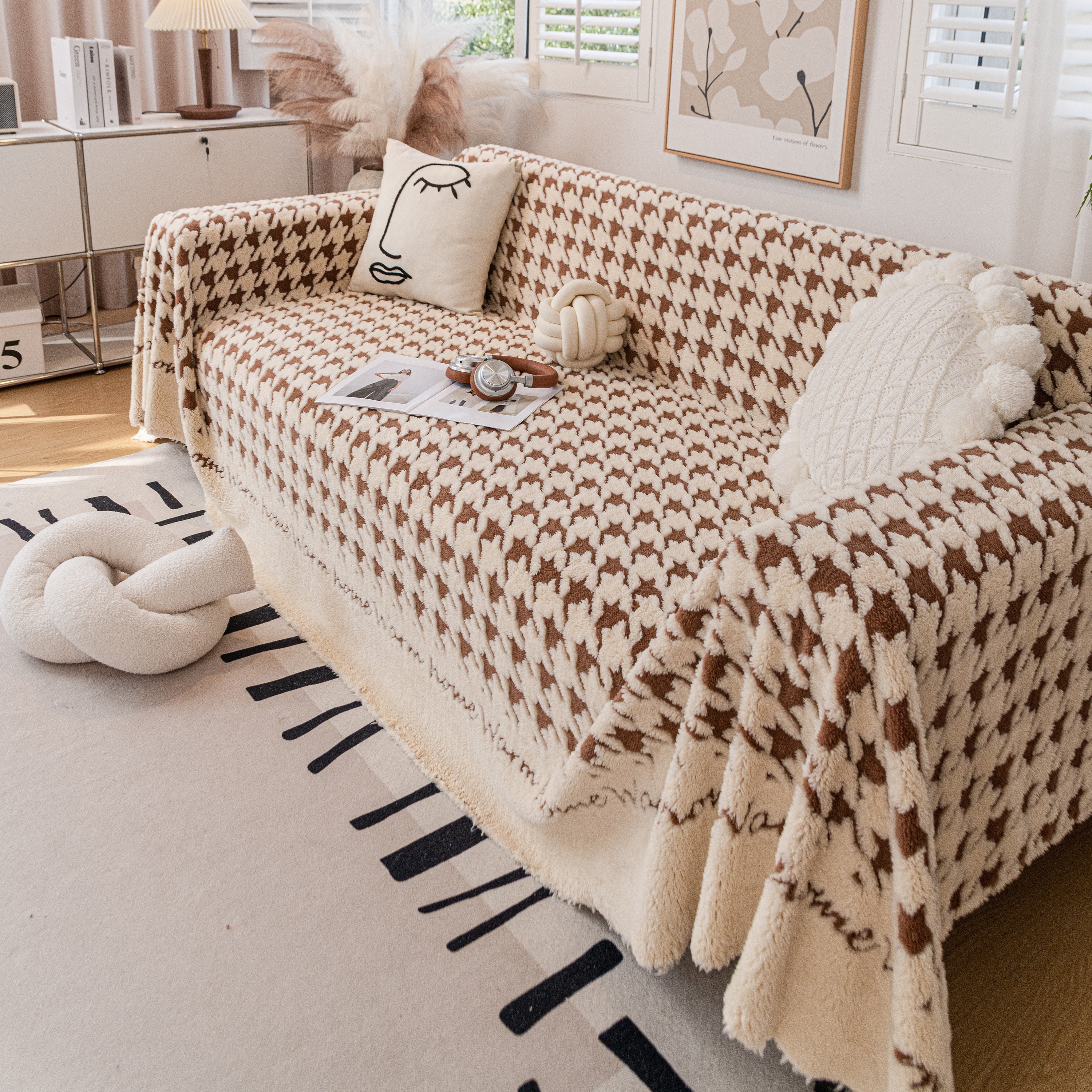 Jacquard Plush Houndstooth Sofa Throw Cover, Cover Throws for Sofas, Stylish Living Room Throws - Image 15