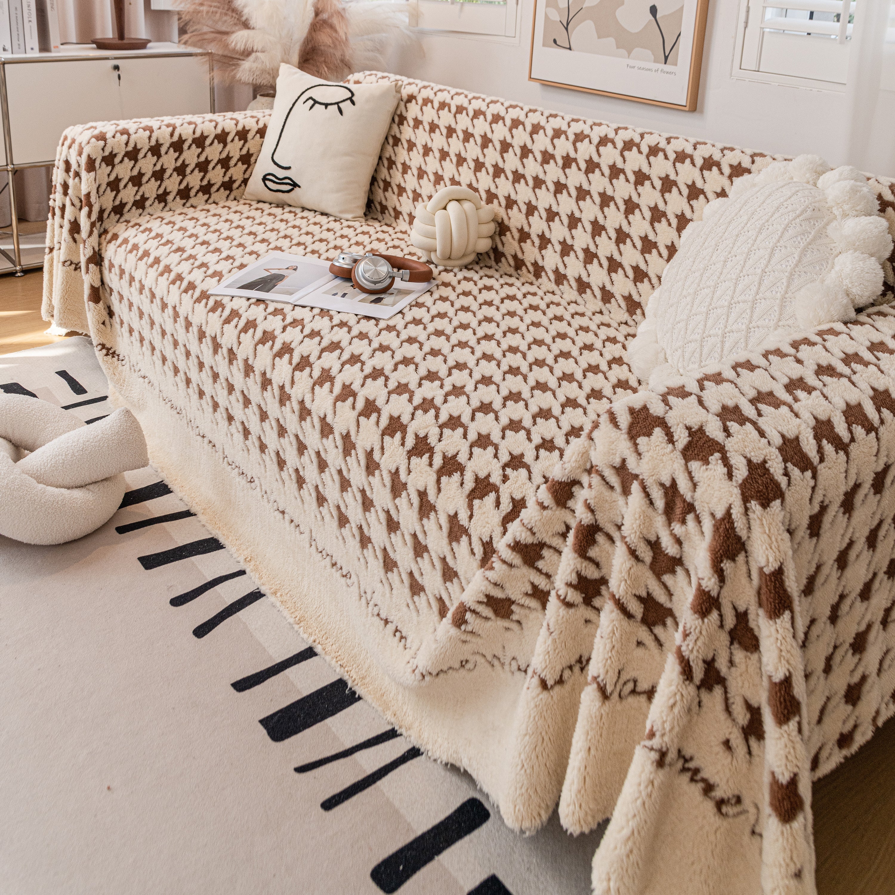Jacquard Plush Houndstooth Sofa Throw Cover, Cover Throws for Sofas, Stylish Living Room Throws - Image 16