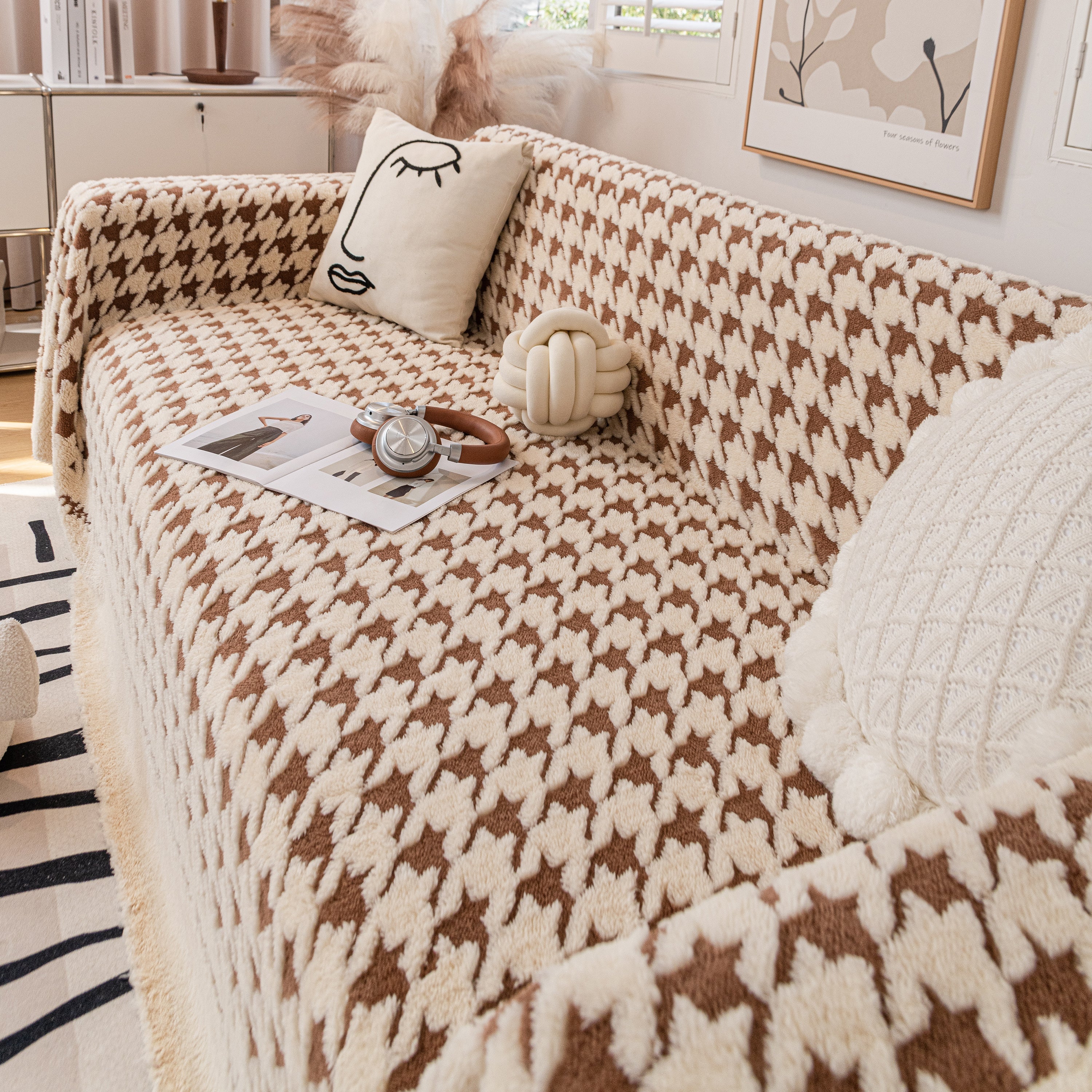 Jacquard Plush Houndstooth Sofa Throw Cover, Cover Throws for Sofas, Stylish Living Room Throws - Image 17