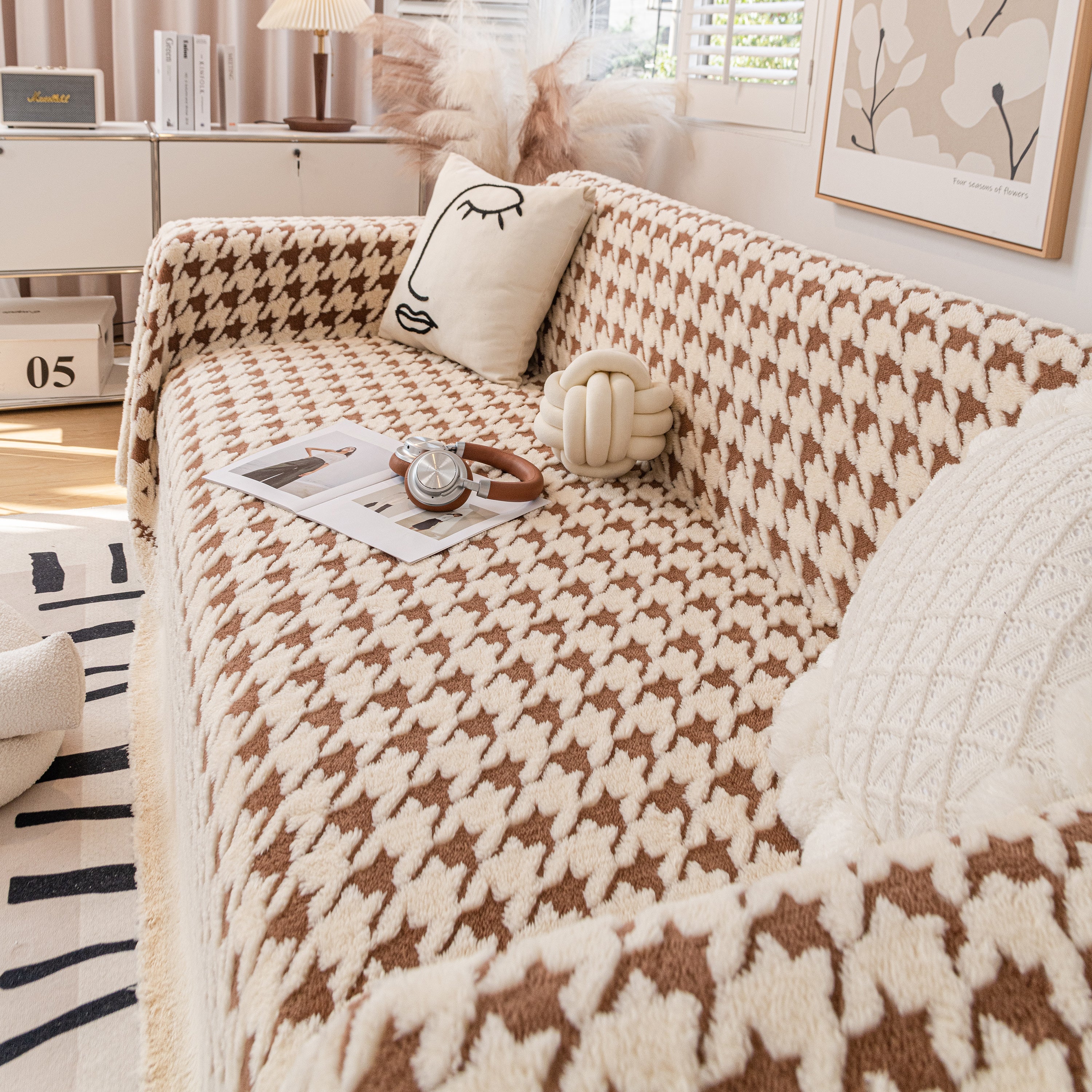 Jacquard Plush Houndstooth Sofa Throw Cover, Cover Throws for Sofas, Stylish Living Room Throws - Image 19