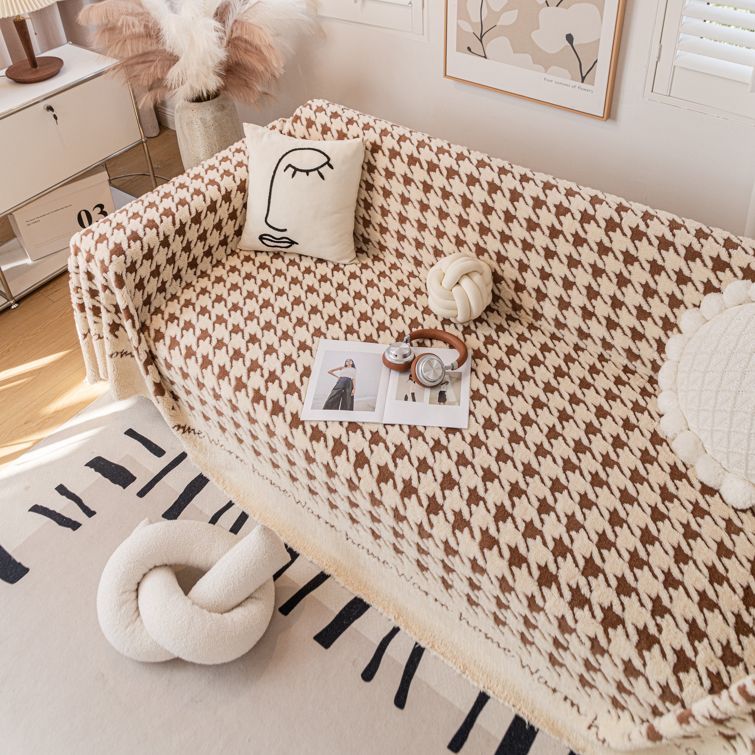 Jacquard Plush Houndstooth Sofa Throw Cover, Cover Throws for Sofas, Stylish Living Room Throws - Image 21