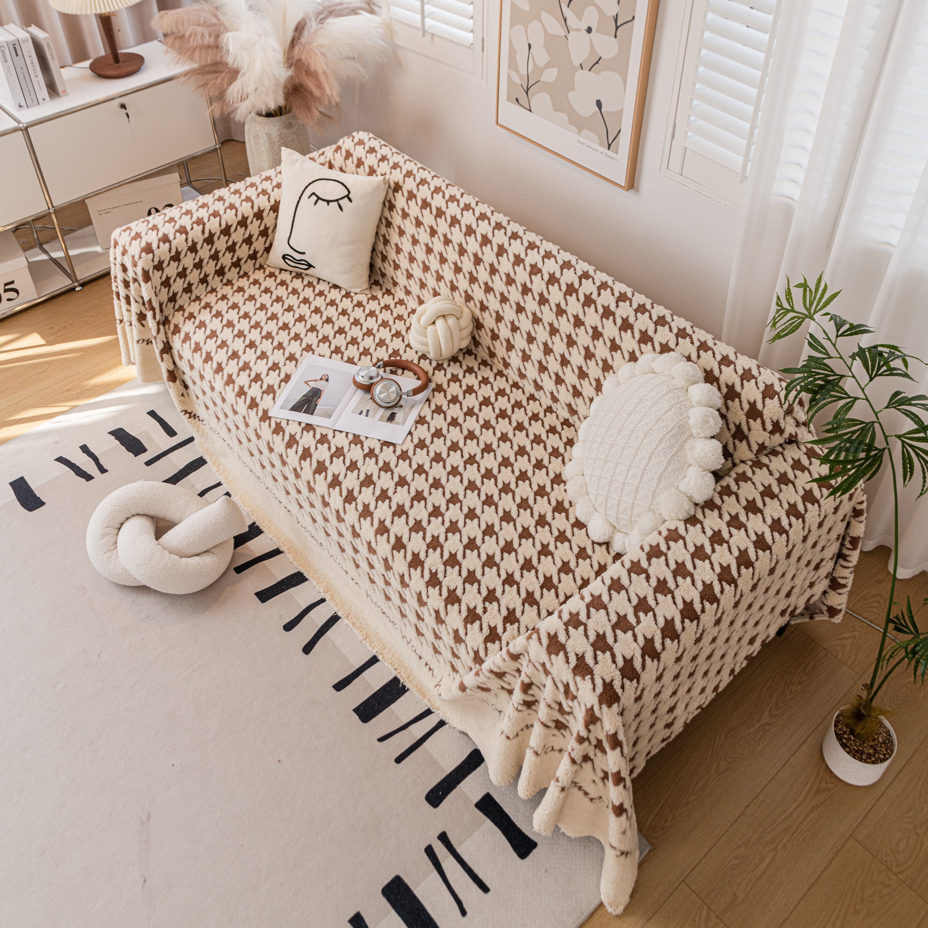 Jacquard Plush Houndstooth Sofa Throw Cover, Cover Throws for Sofas, Stylish Living Room Throws - Image 22