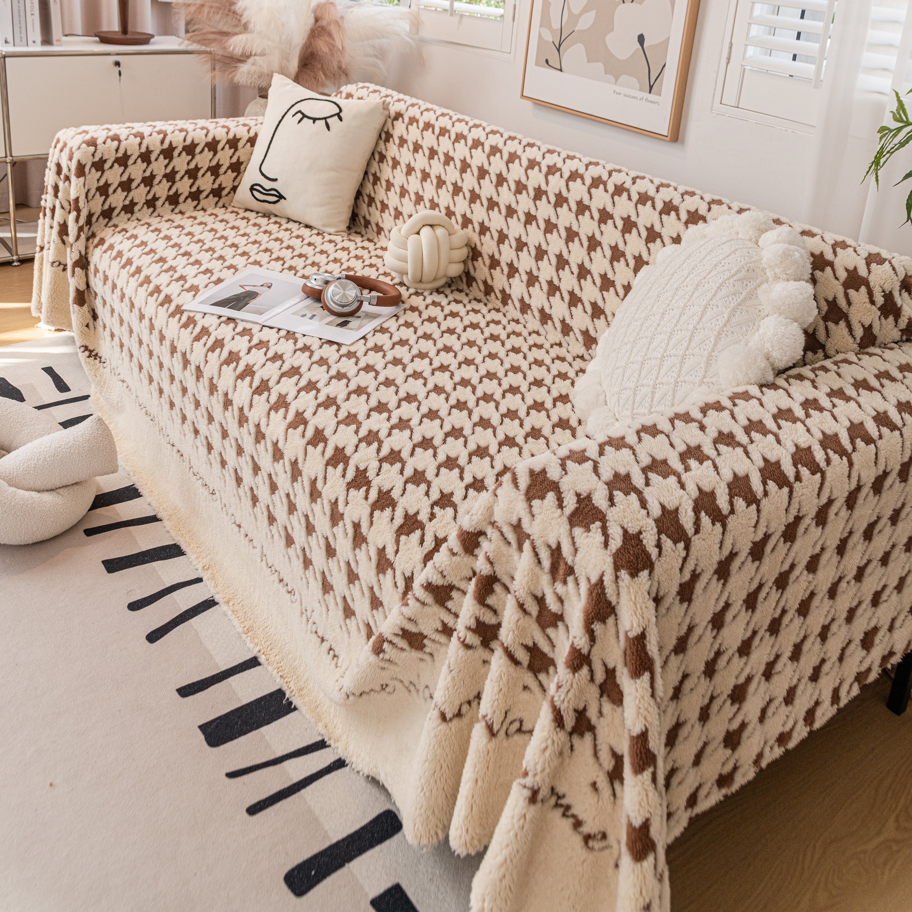 Jacquard Plush Houndstooth Sofa Throw Cover, Cover Throws for Sofas, Stylish Living Room Throws - Image 23